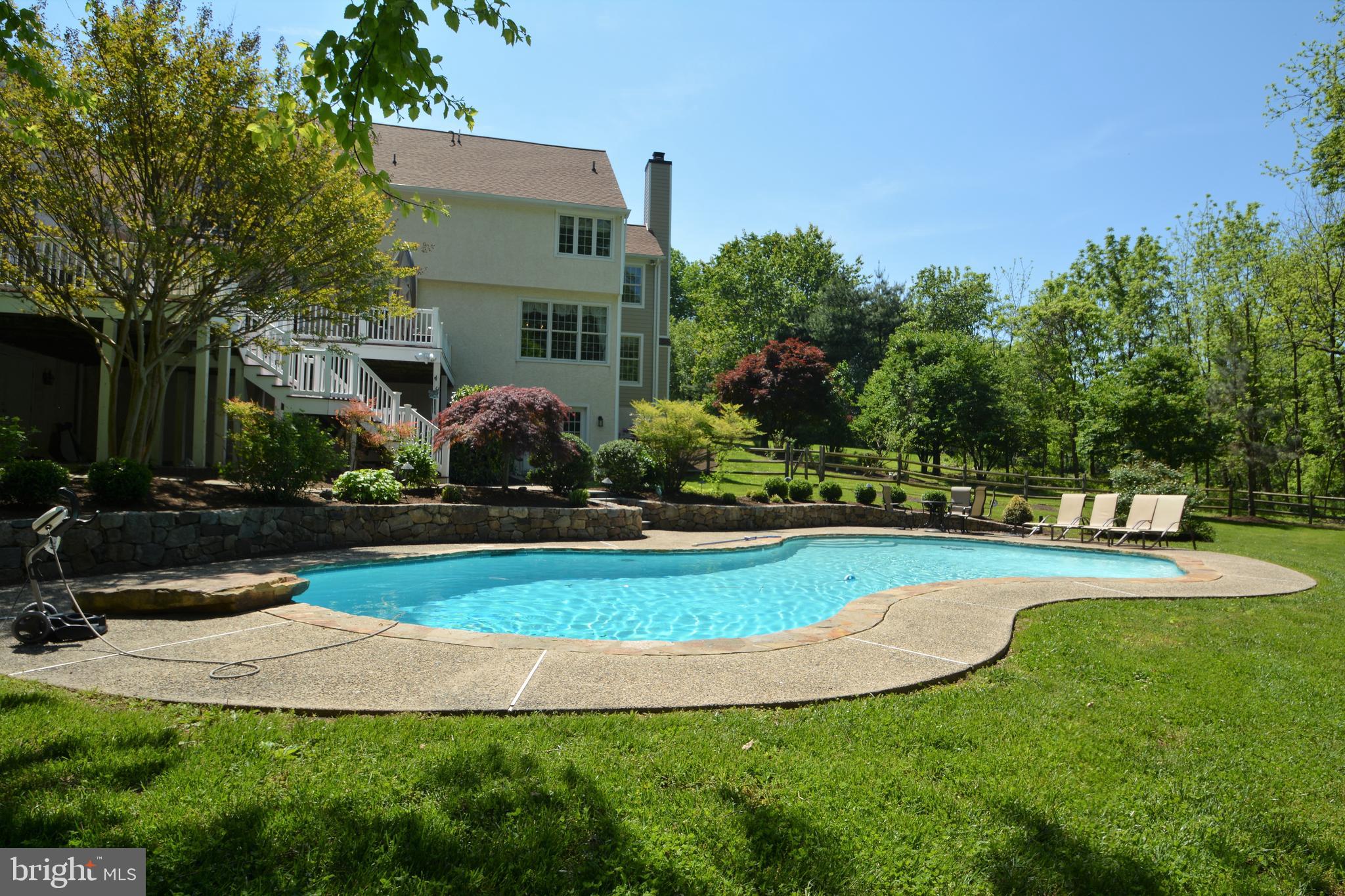 MERIWEATHER FARMS - Residential