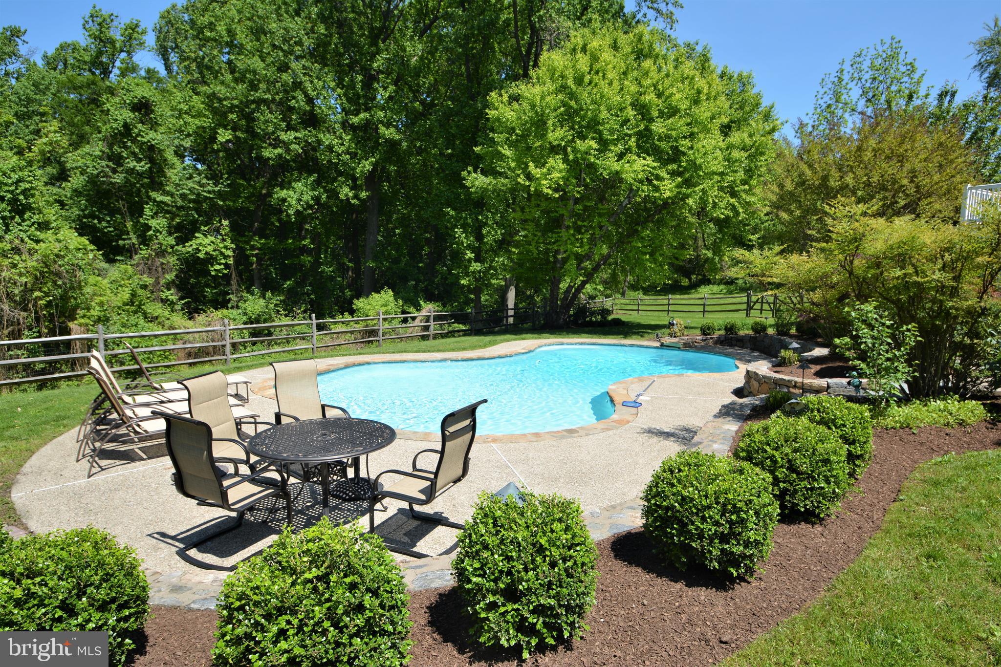 MERIWEATHER FARMS - Residential