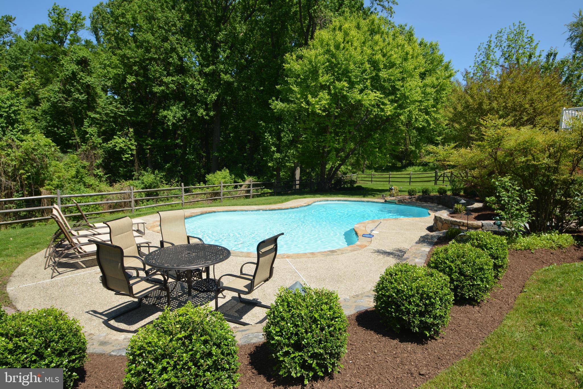 MERIWEATHER FARMS - Residential