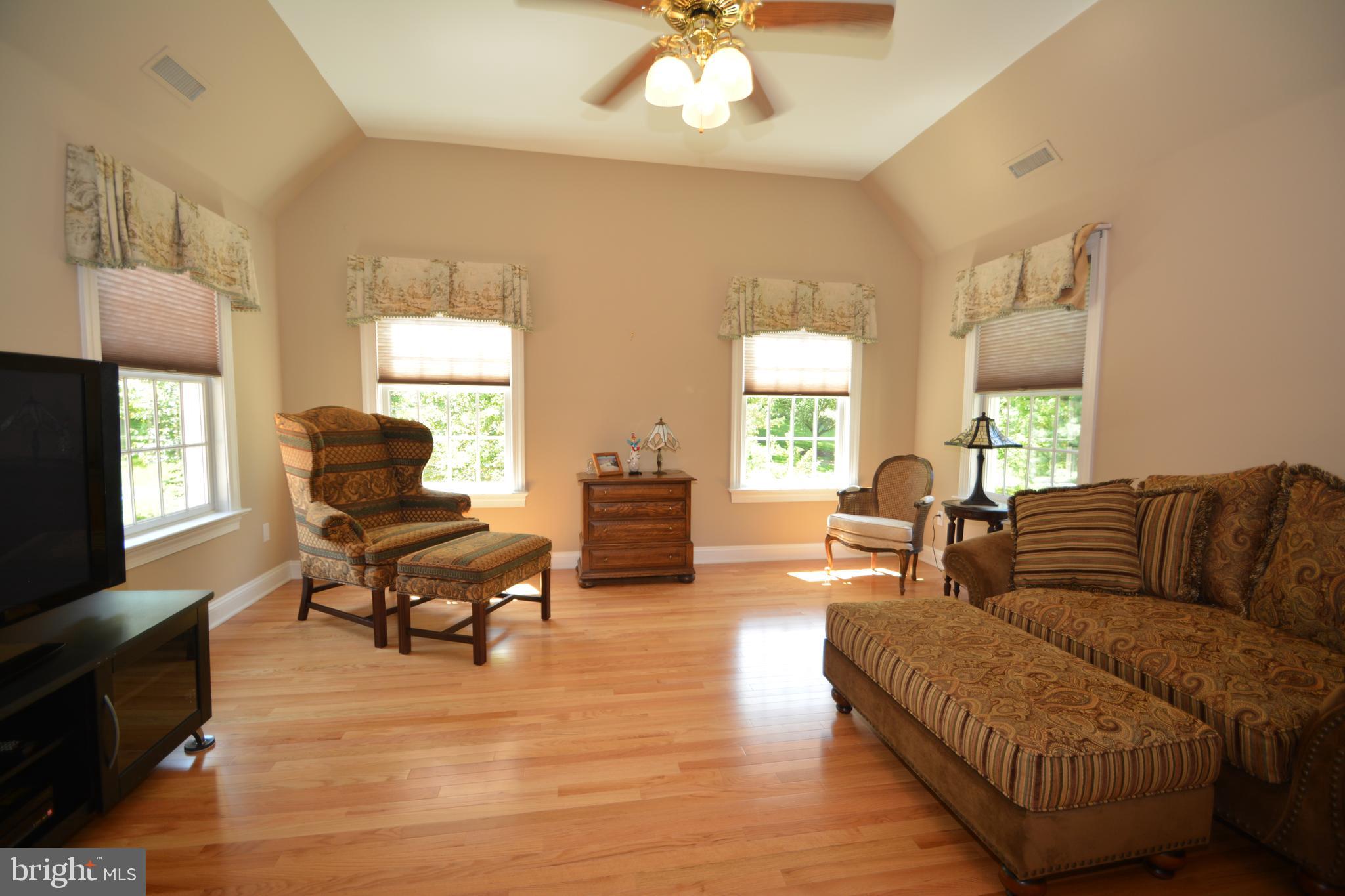 MERIWEATHER FARMS - Residential