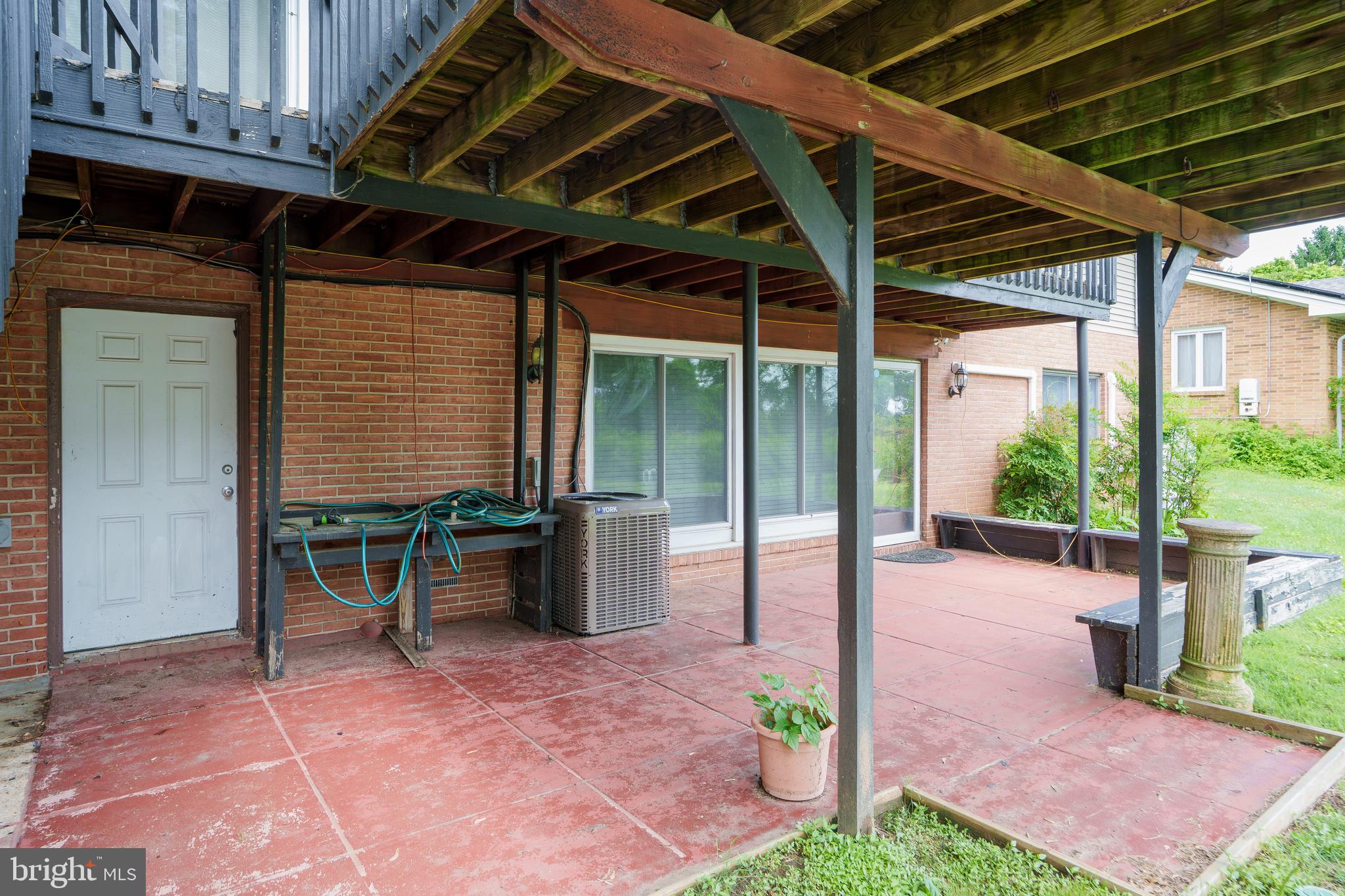 1205 NOTTINGHAM ROAD
