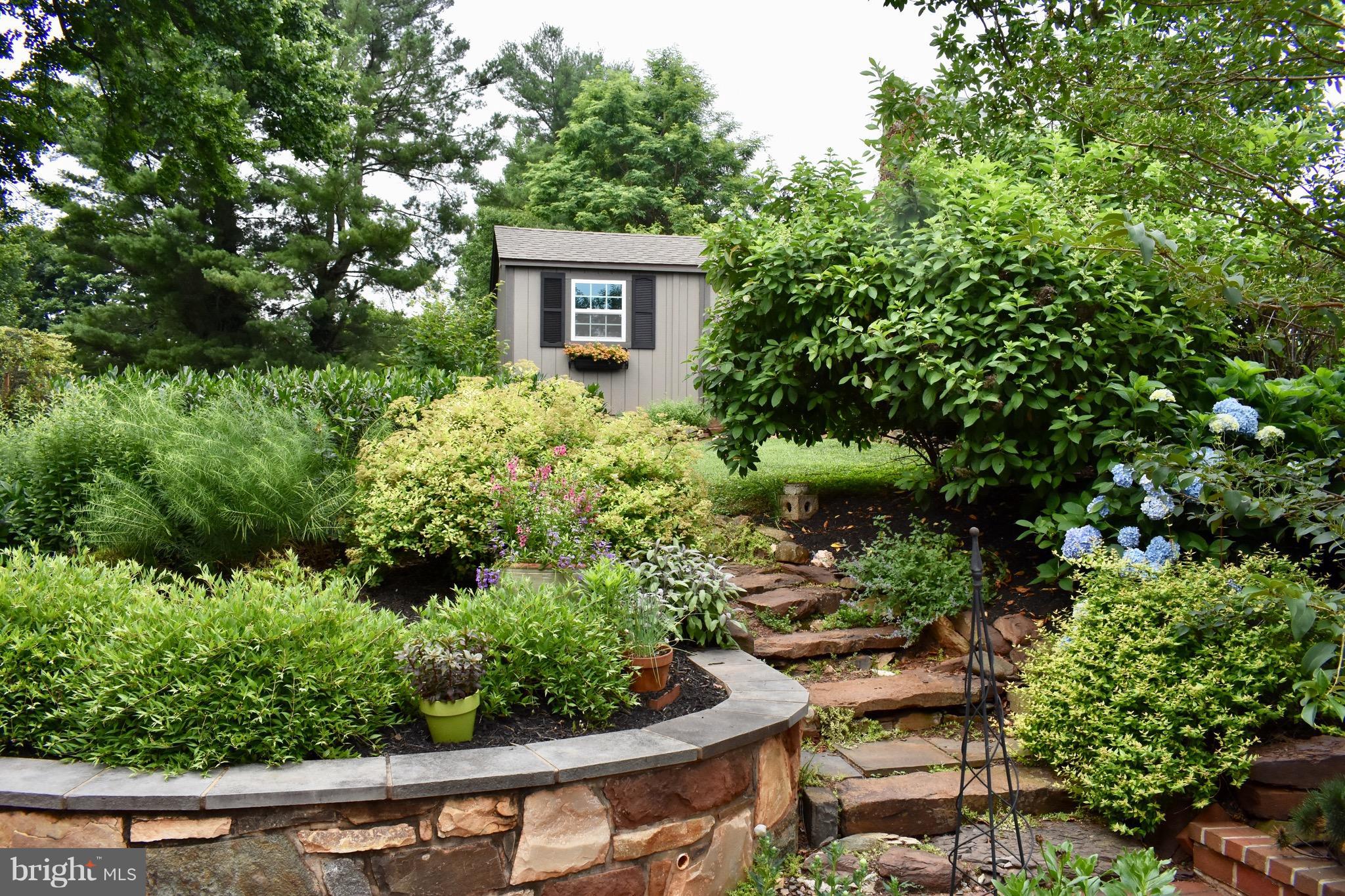 LEE HEIGHTS SUBD - Residential