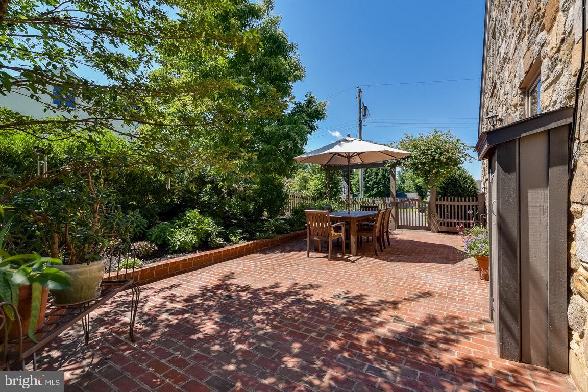 LEE HEIGHTS SUBD - Residential