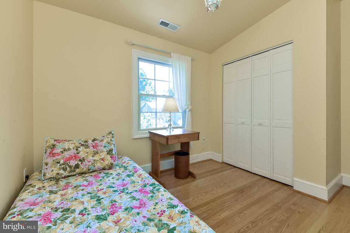 LEE HEIGHTS SUBD - Residential