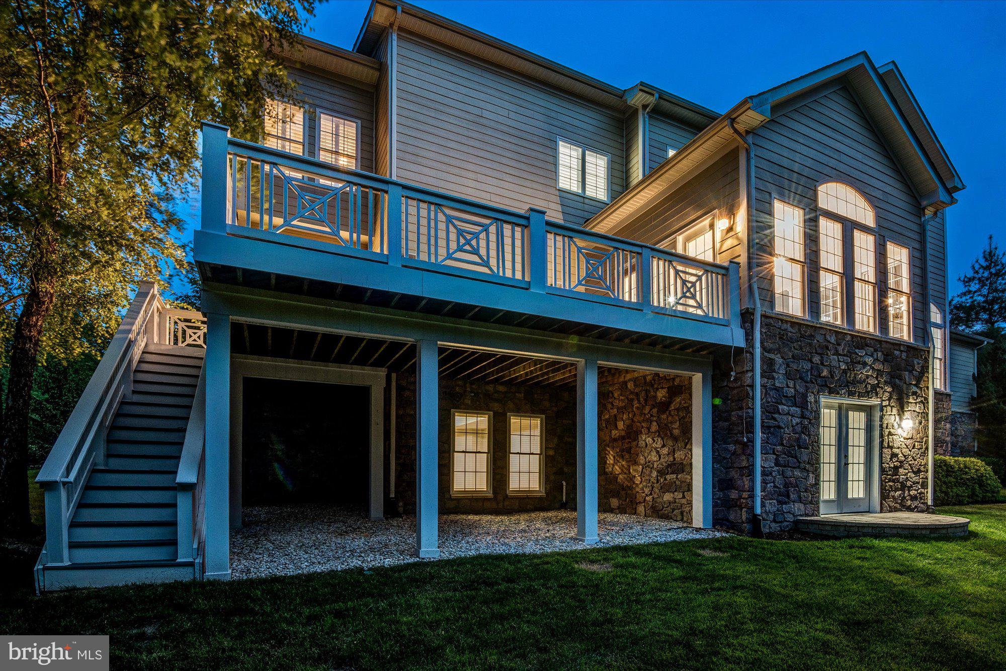 LANSDOWNE ON THE POTOMAC - Residential