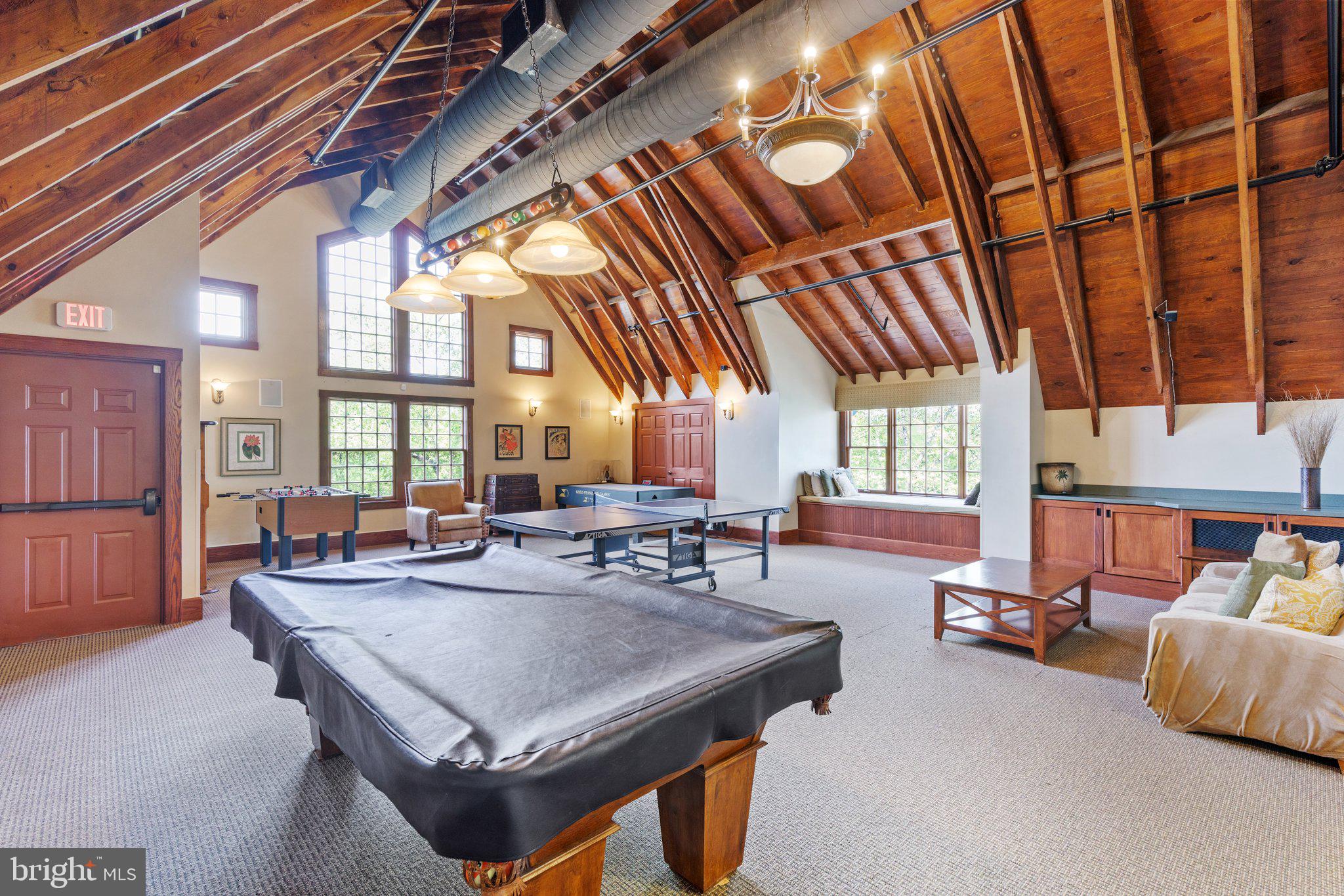 LANSDOWNE ON THE POTOMAC - Residential