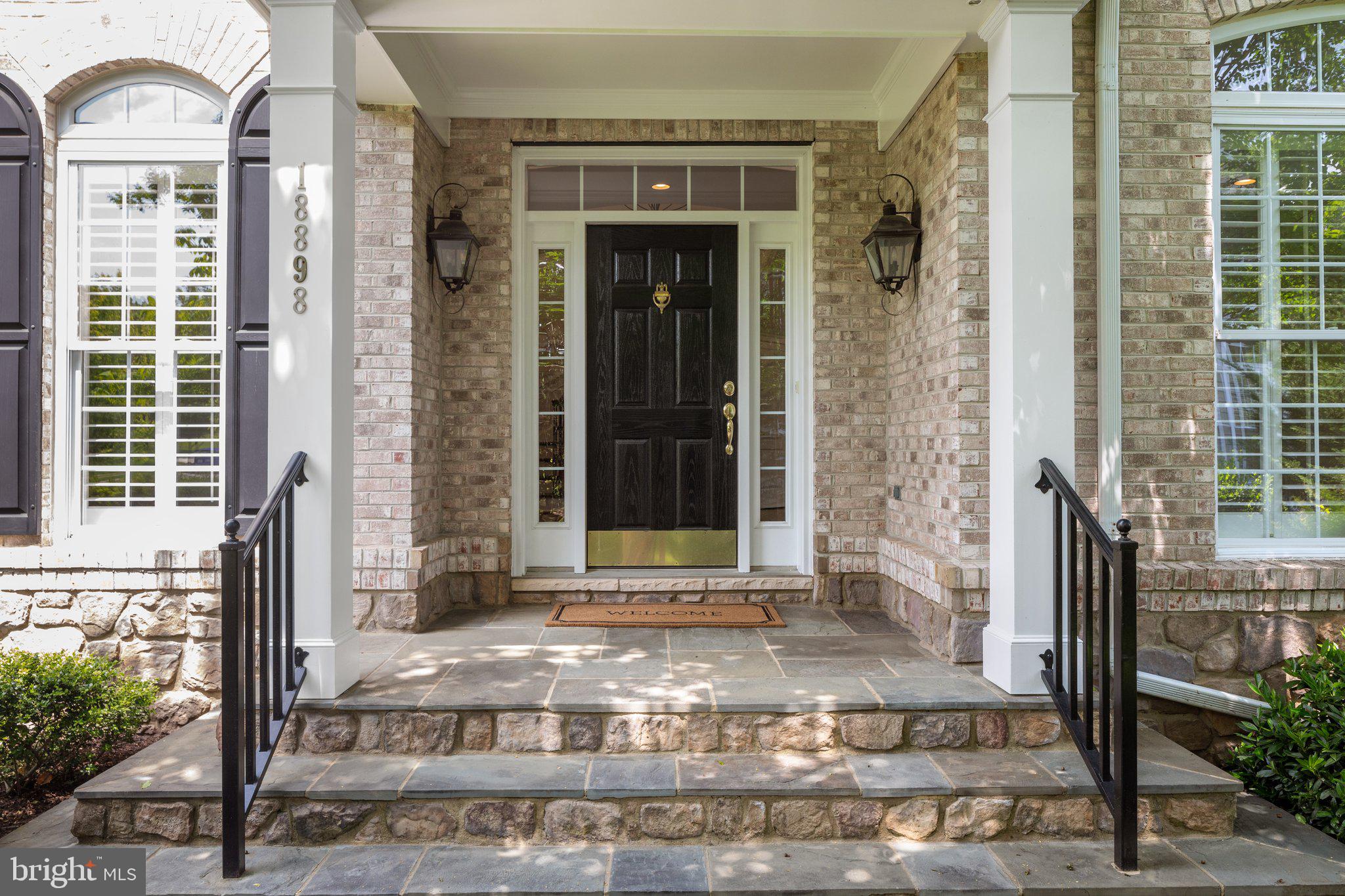 LANSDOWNE ON THE POTOMAC - Residential