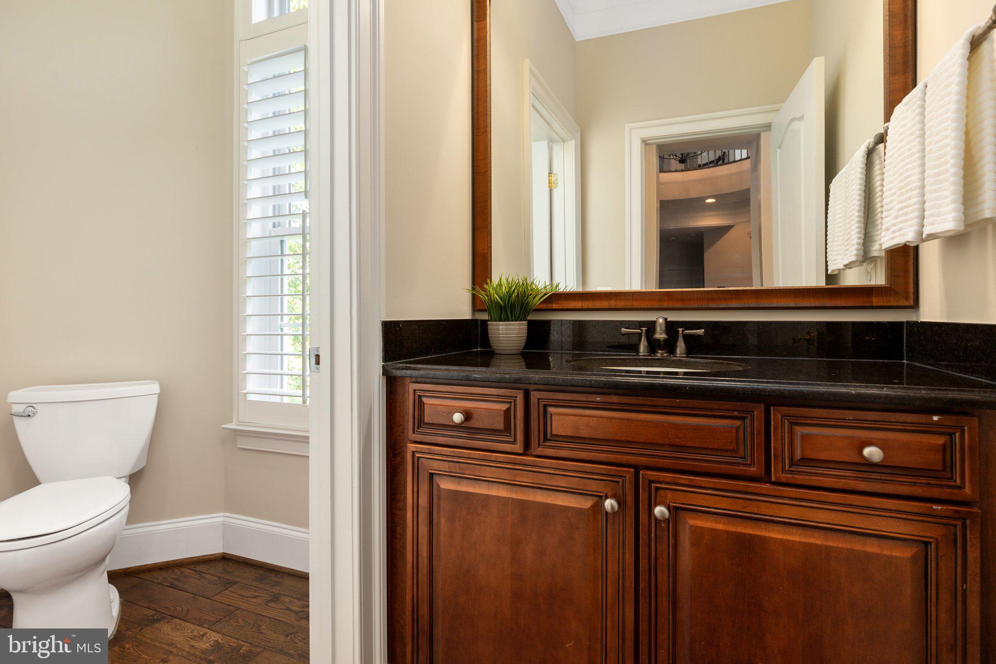 LANSDOWNE ON THE POTOMAC - Residential