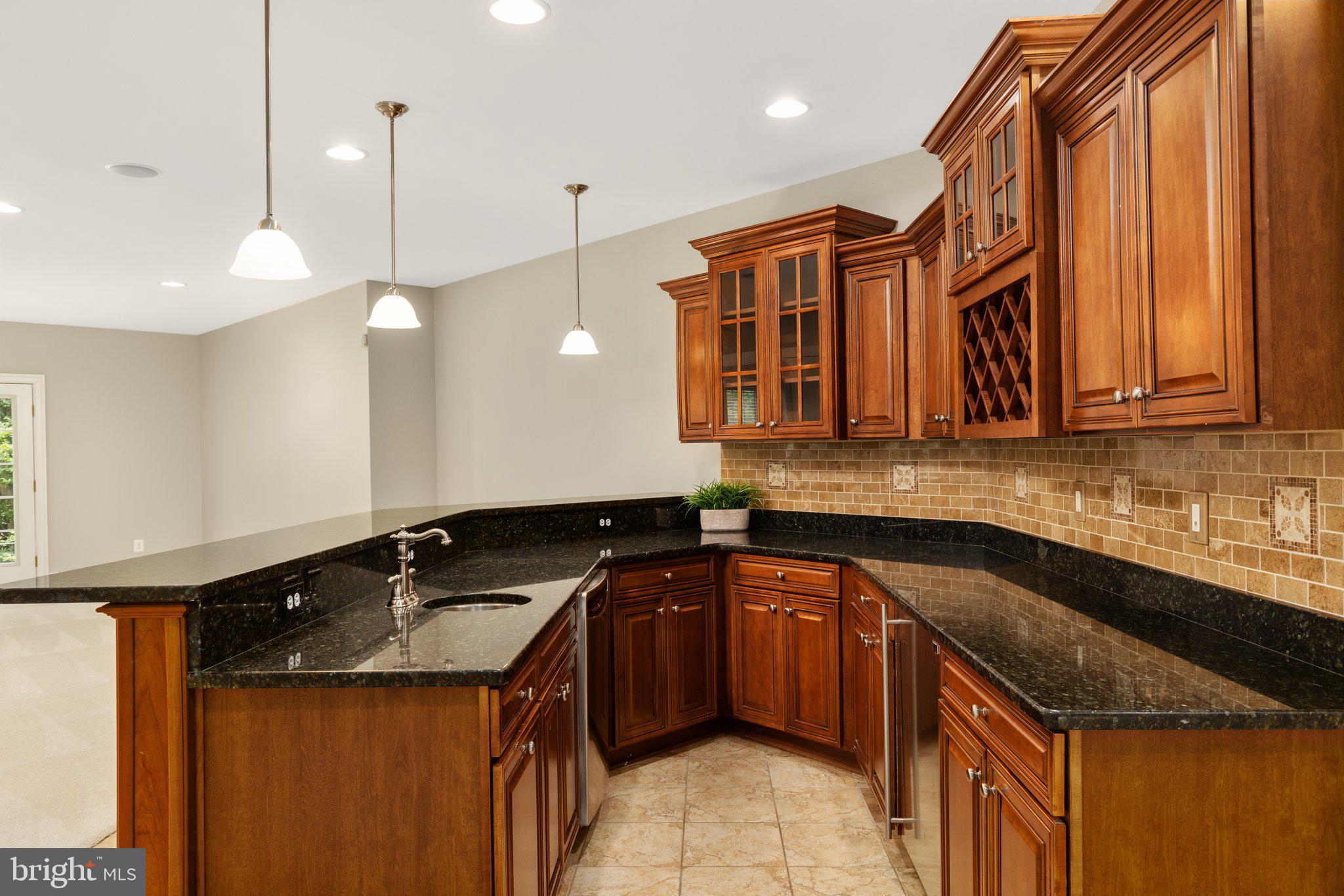 LANSDOWNE ON THE POTOMAC - Residential