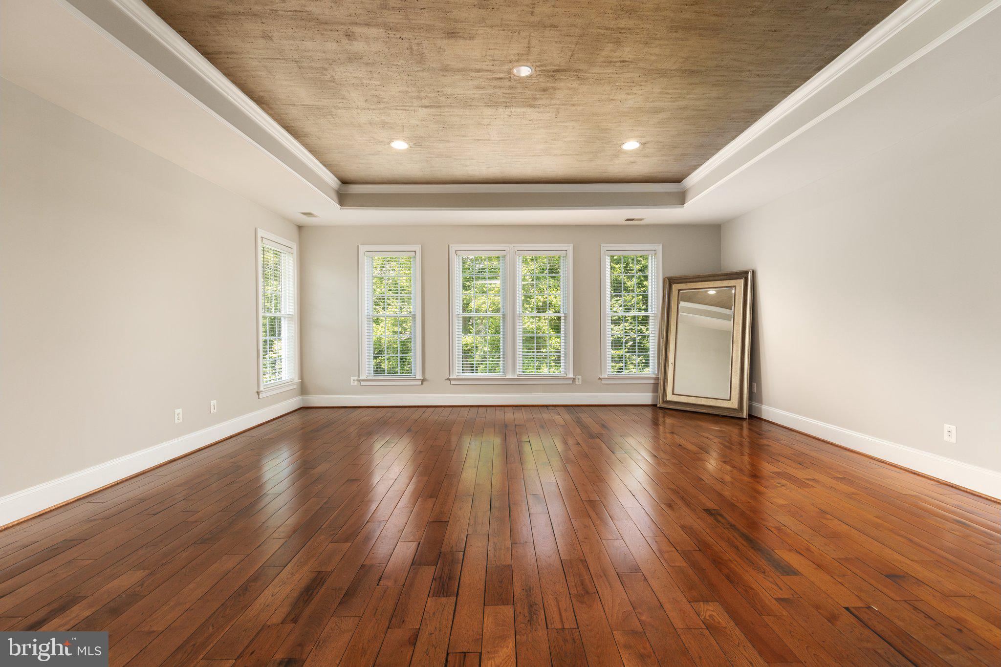 LANSDOWNE ON THE POTOMAC - Residential