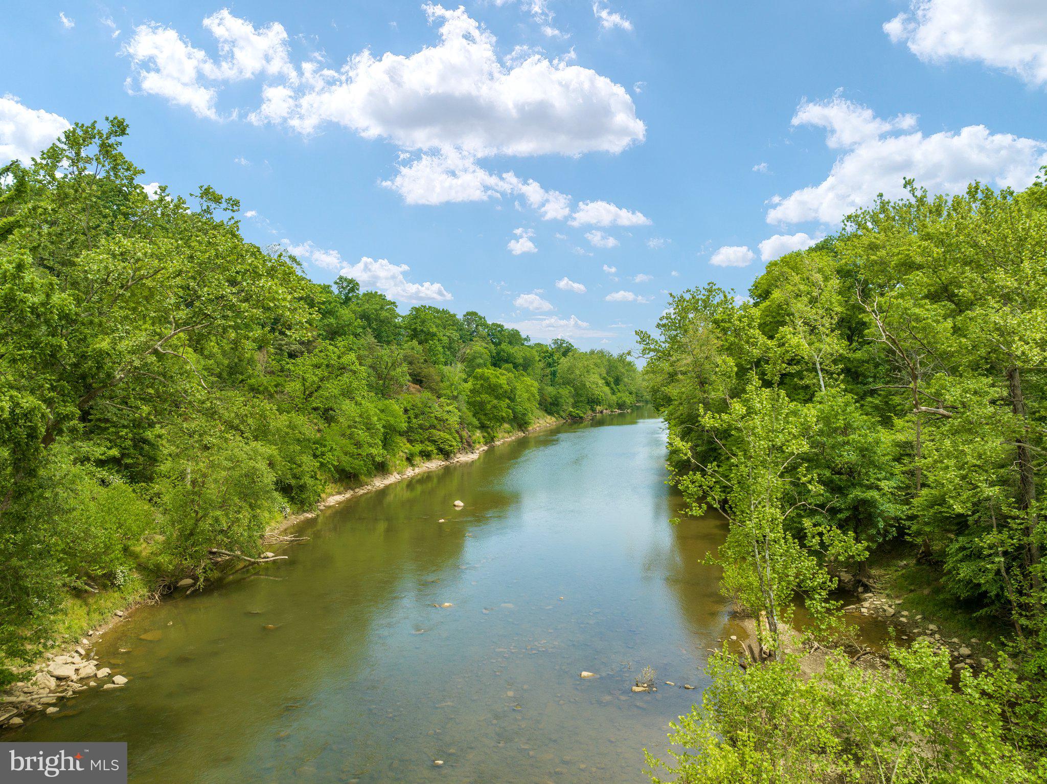 LANSDOWNE ON THE POTOMAC - Residential