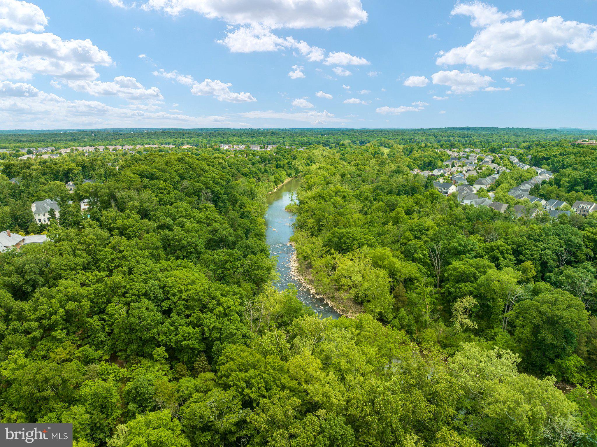 LANSDOWNE ON THE POTOMAC - Residential