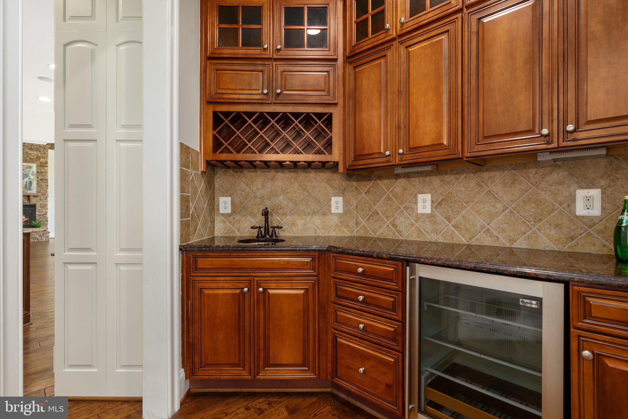 LANSDOWNE ON THE POTOMAC - Residential