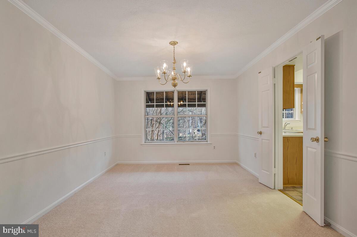 WOODMORE MEADOWS - Residential