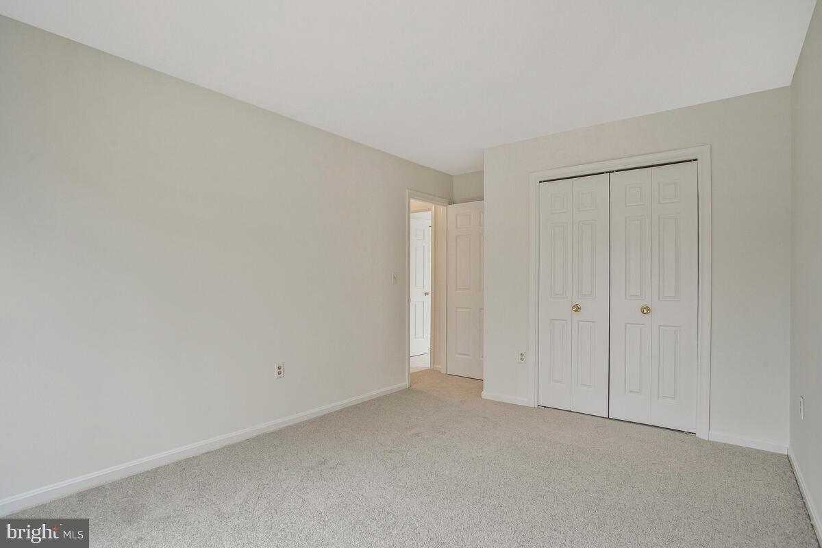 WOODMORE MEADOWS - Residential