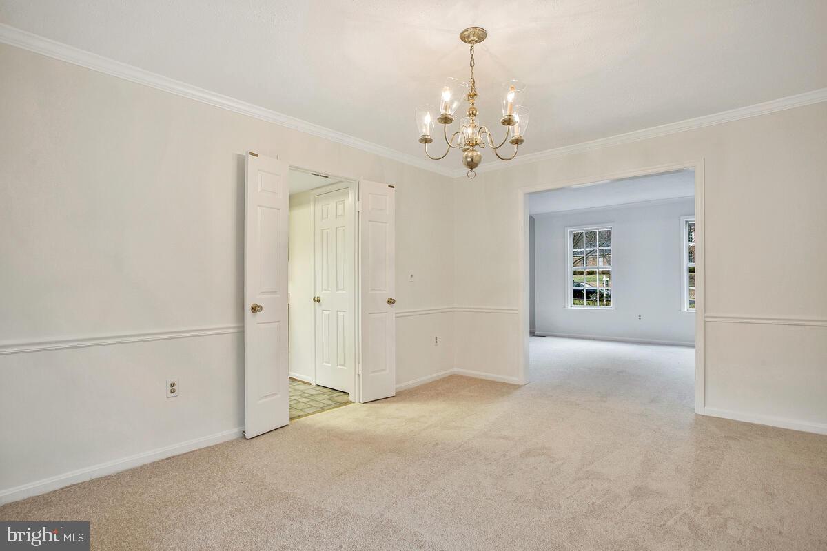 WOODMORE MEADOWS - Residential