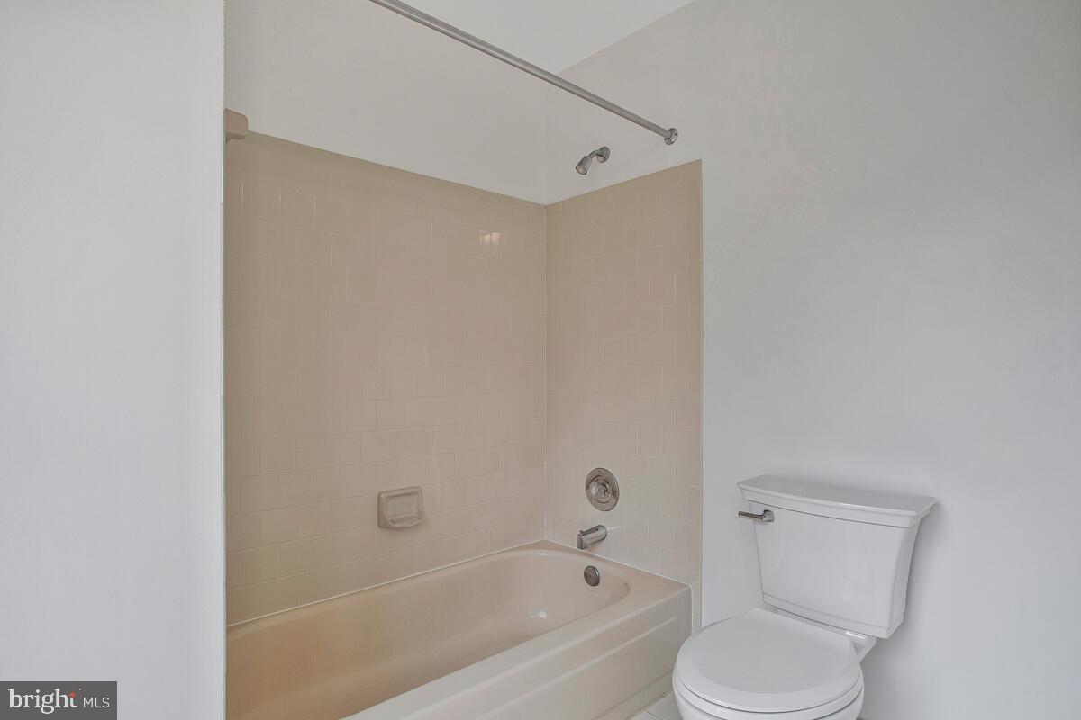 WOODMORE MEADOWS - Residential