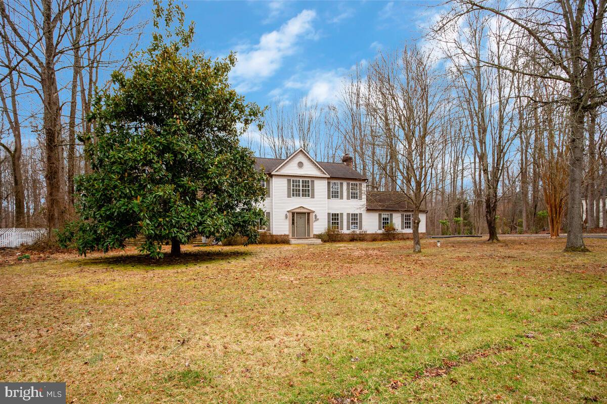 WOODMORE MEADOWS - Residential