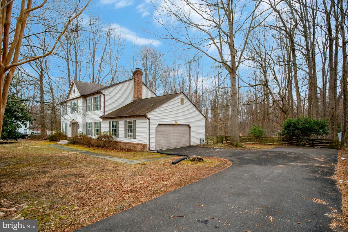 WOODMORE MEADOWS - Residential