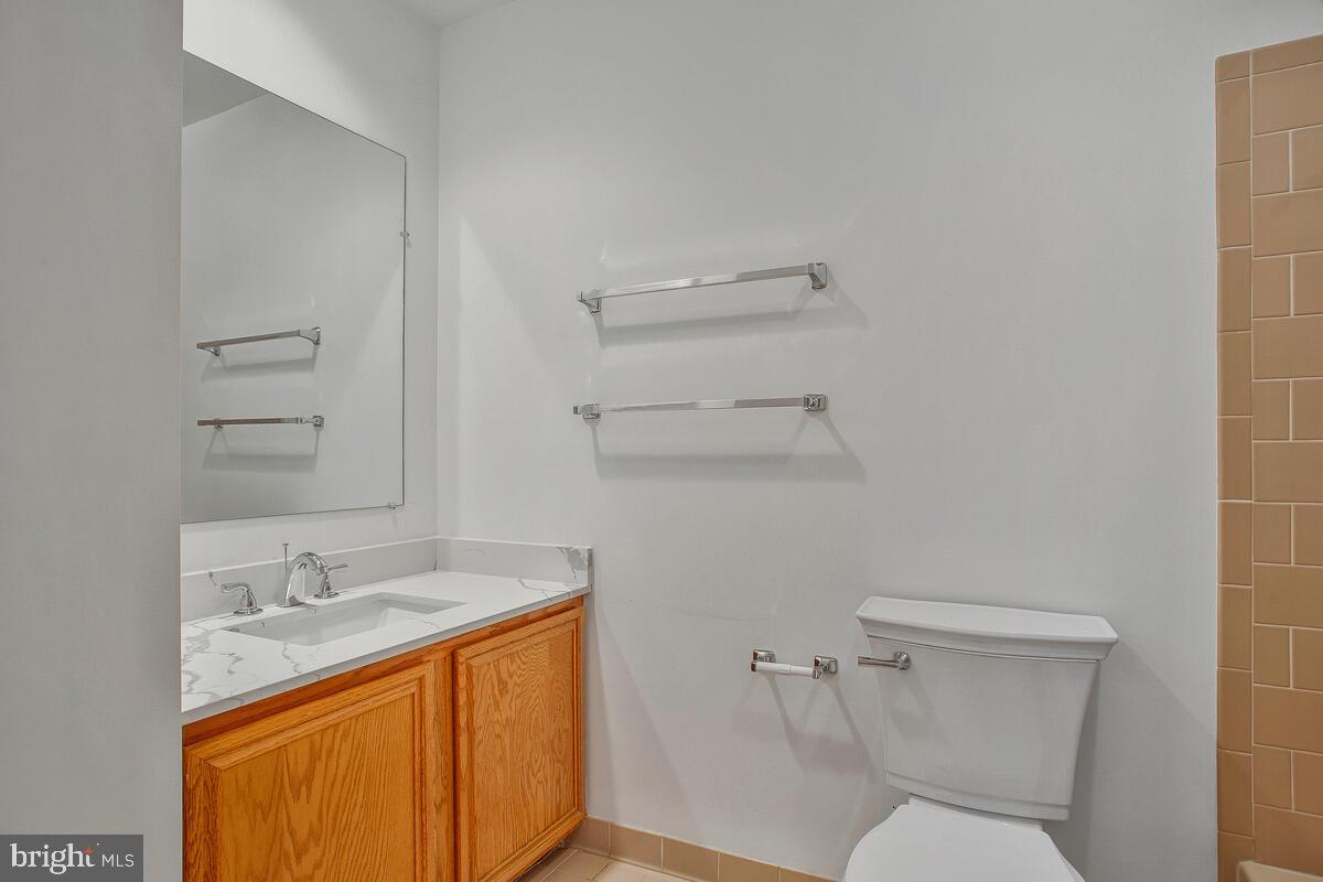 WOODMORE MEADOWS - Residential