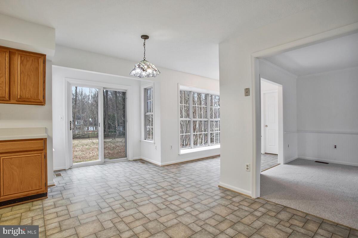 WOODMORE MEADOWS - Residential