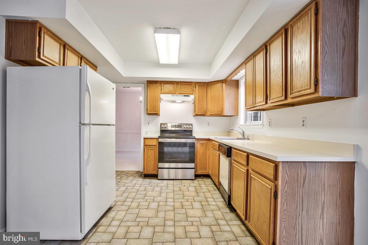 WOODMORE MEADOWS - Residential