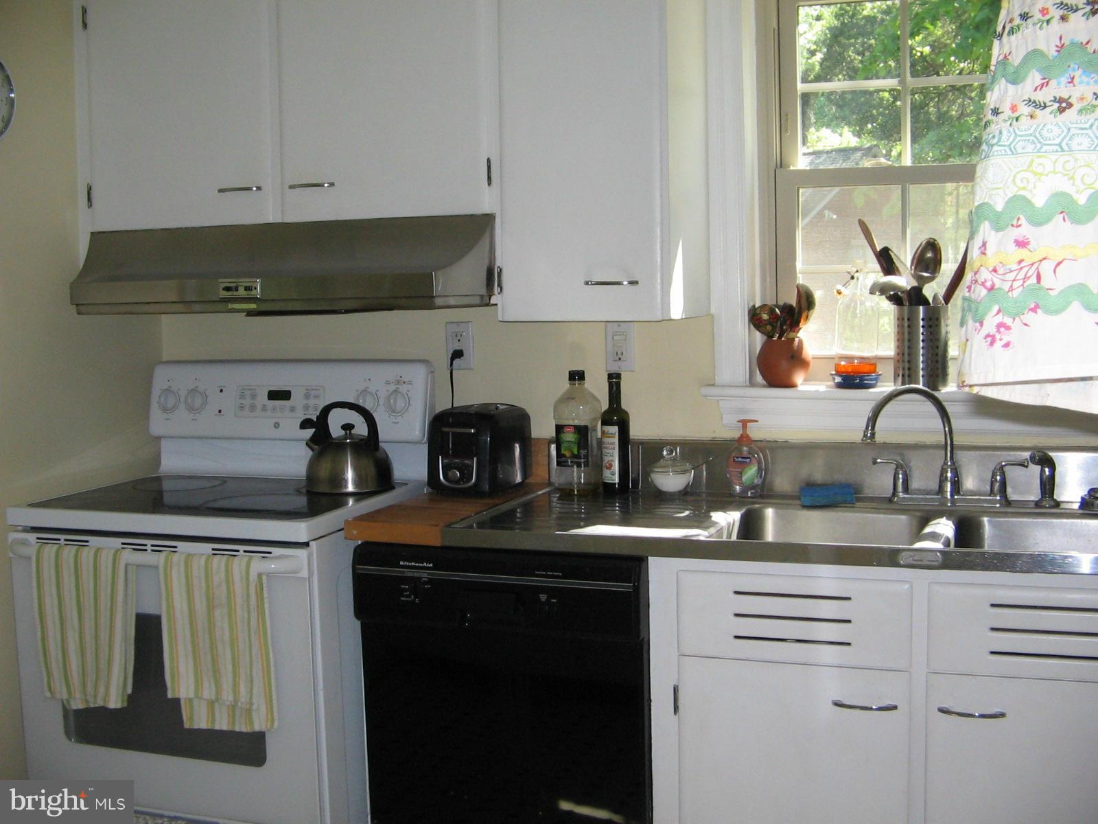 KILMAROCK - Residential Lease