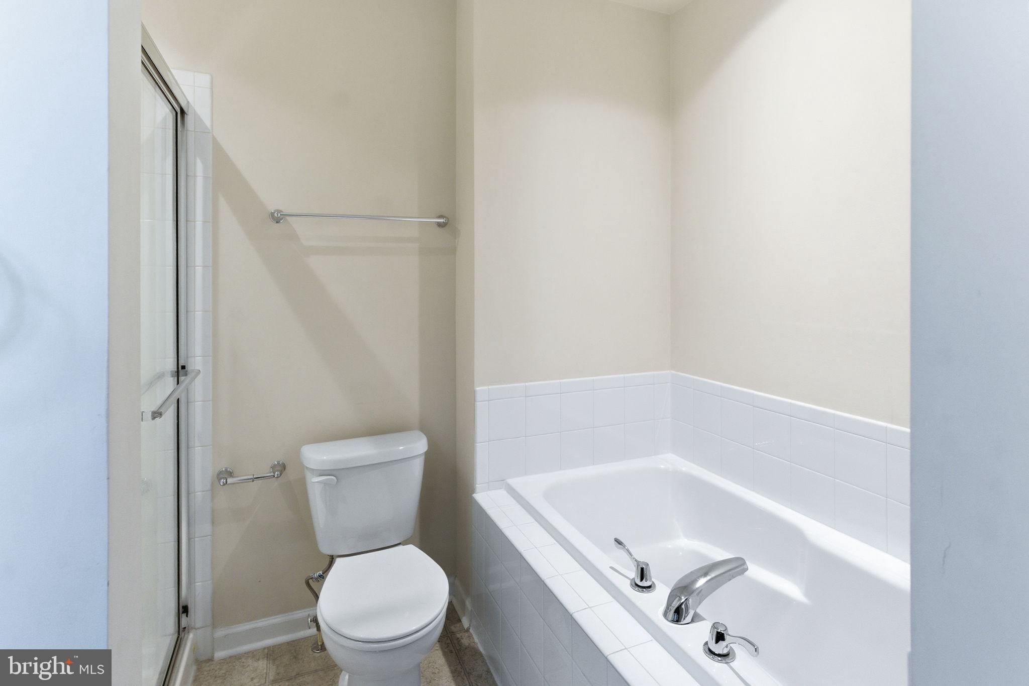 KENSINGTON TERRACE - Residential Lease