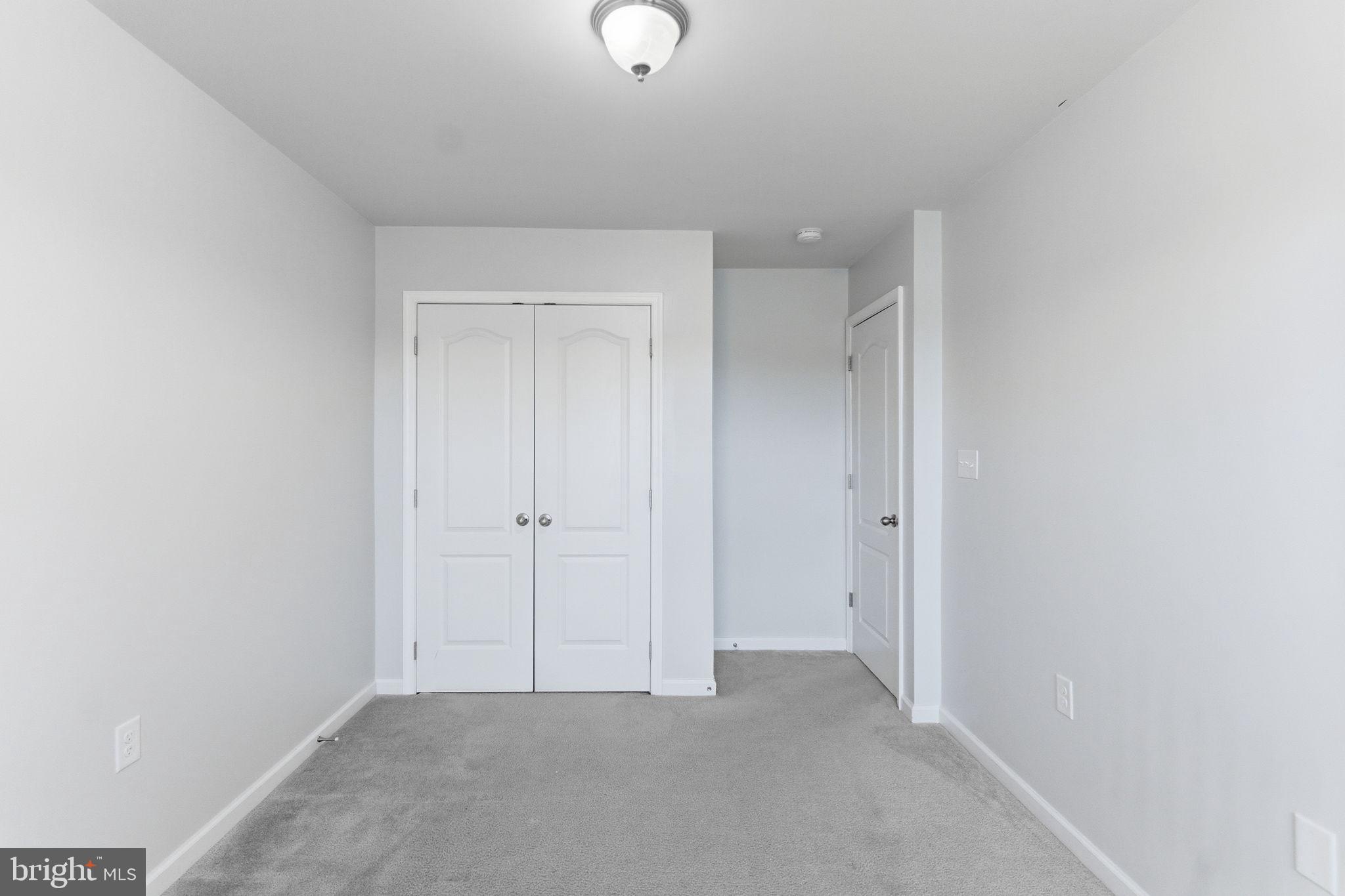 KENSINGTON TERRACE - Residential Lease