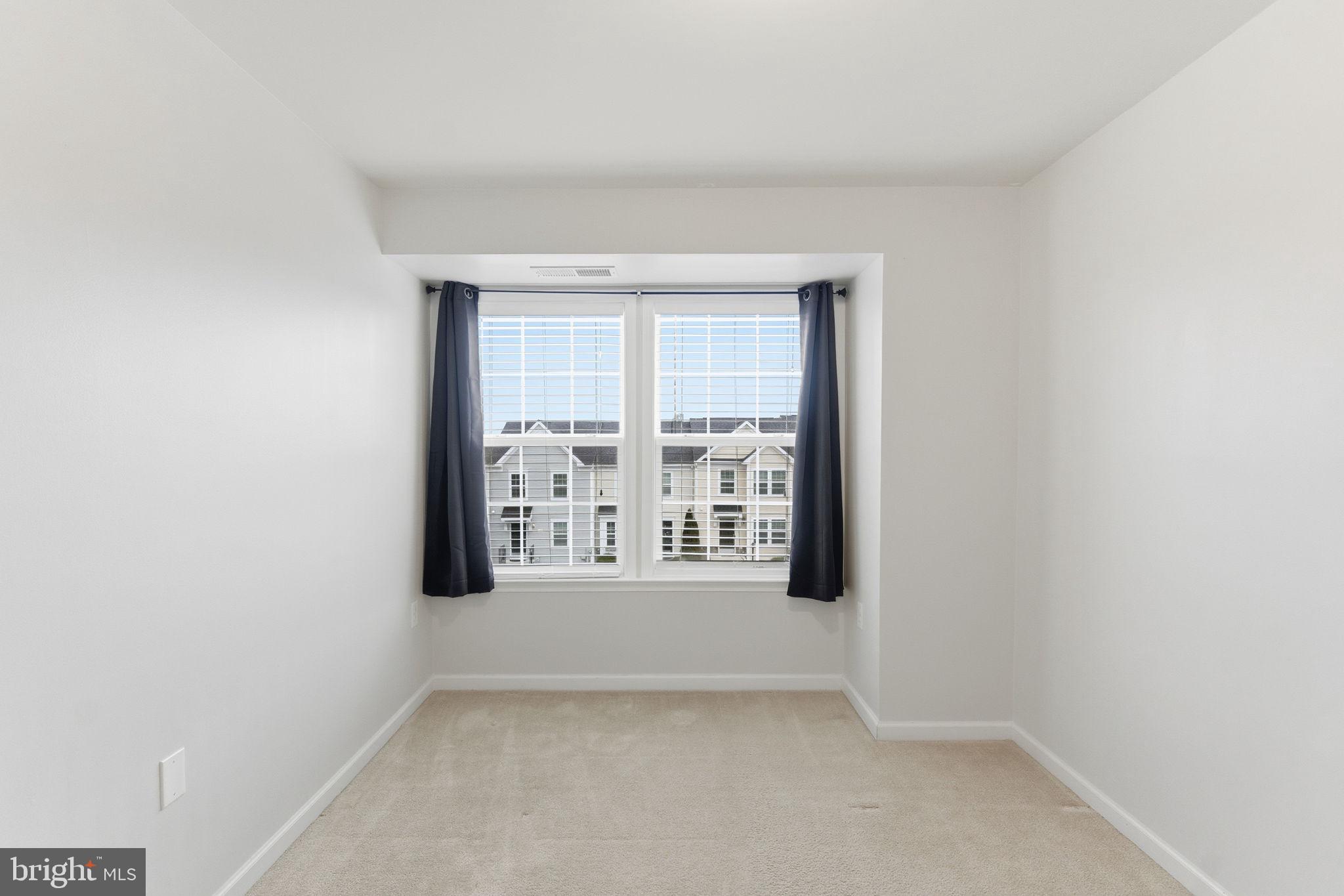 KENSINGTON TERRACE - Residential Lease