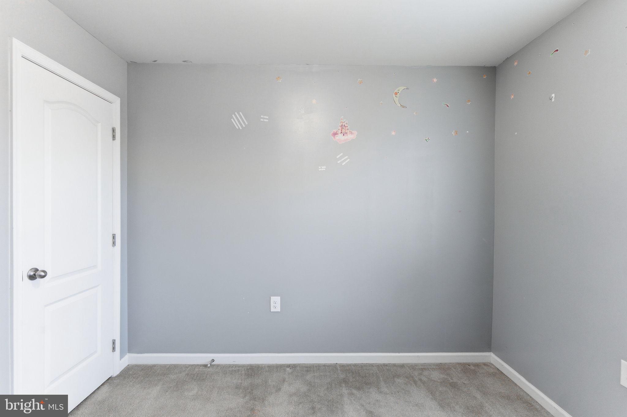 KENSINGTON TERRACE - Residential Lease