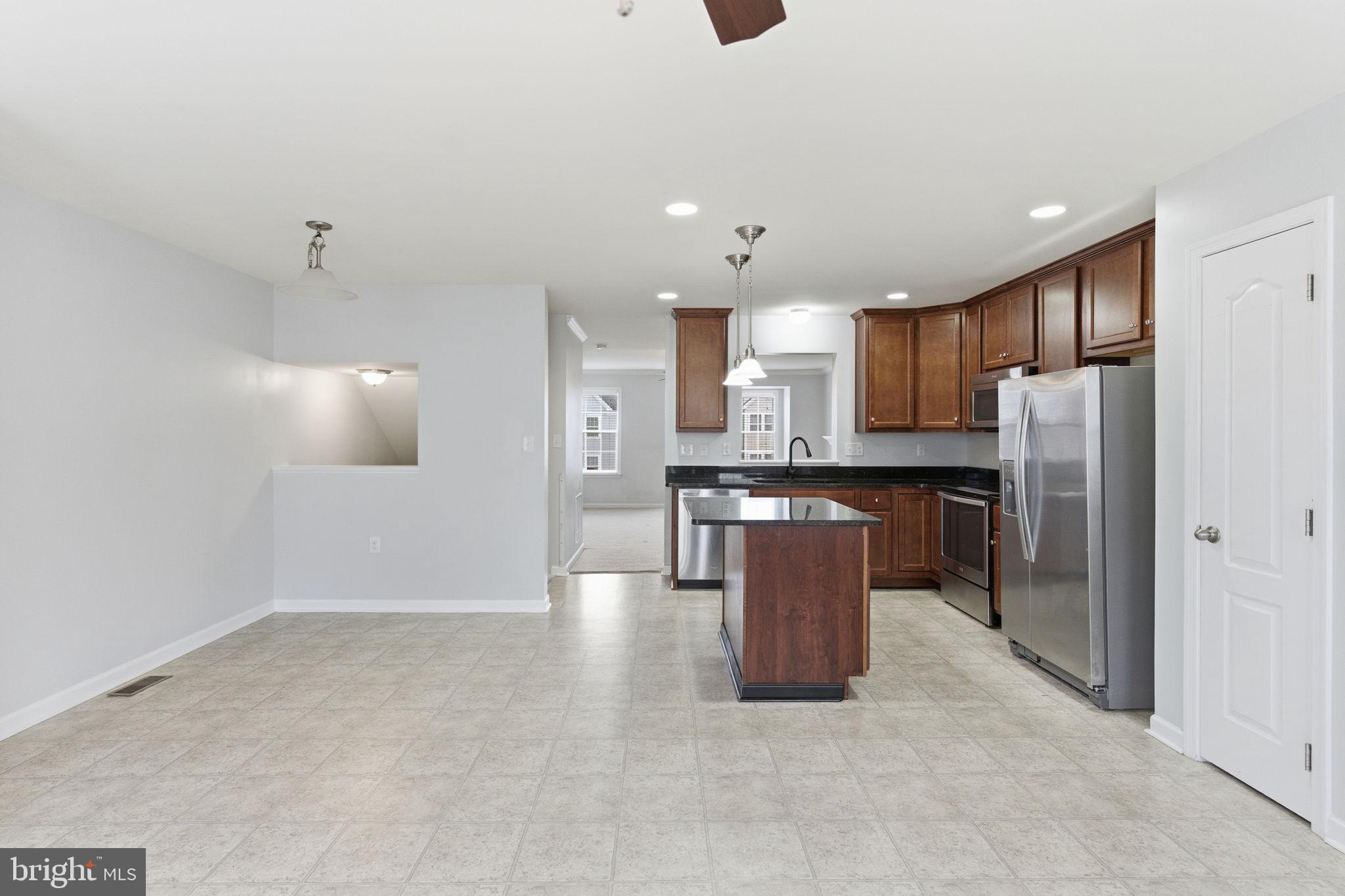 KENSINGTON TERRACE - Residential Lease