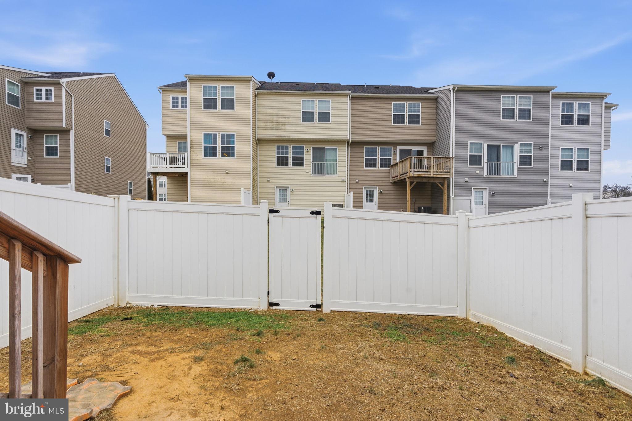 KENSINGTON TERRACE - Residential Lease