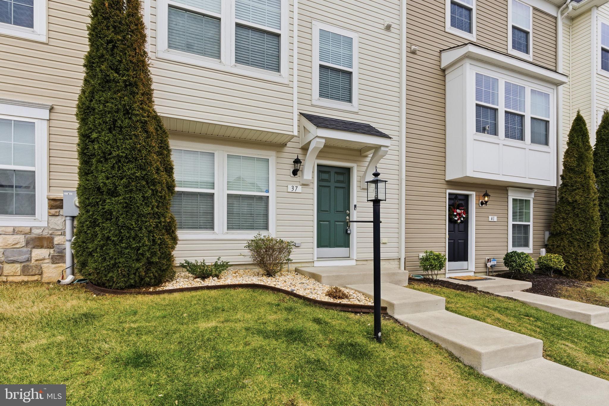 KENSINGTON TERRACE - Residential Lease