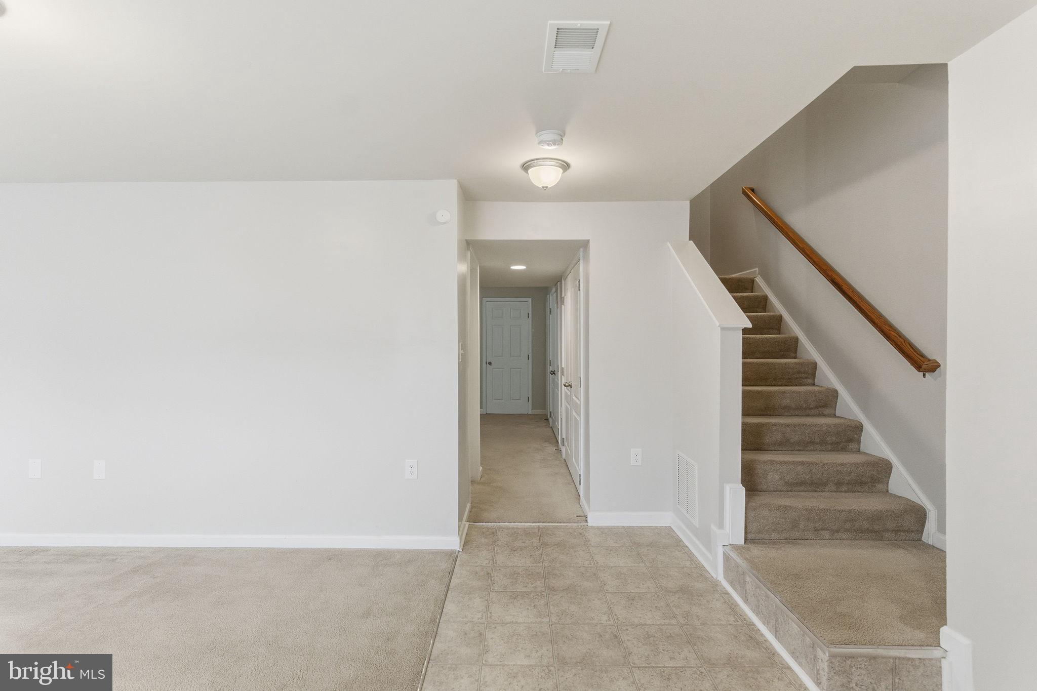 KENSINGTON TERRACE - Residential Lease