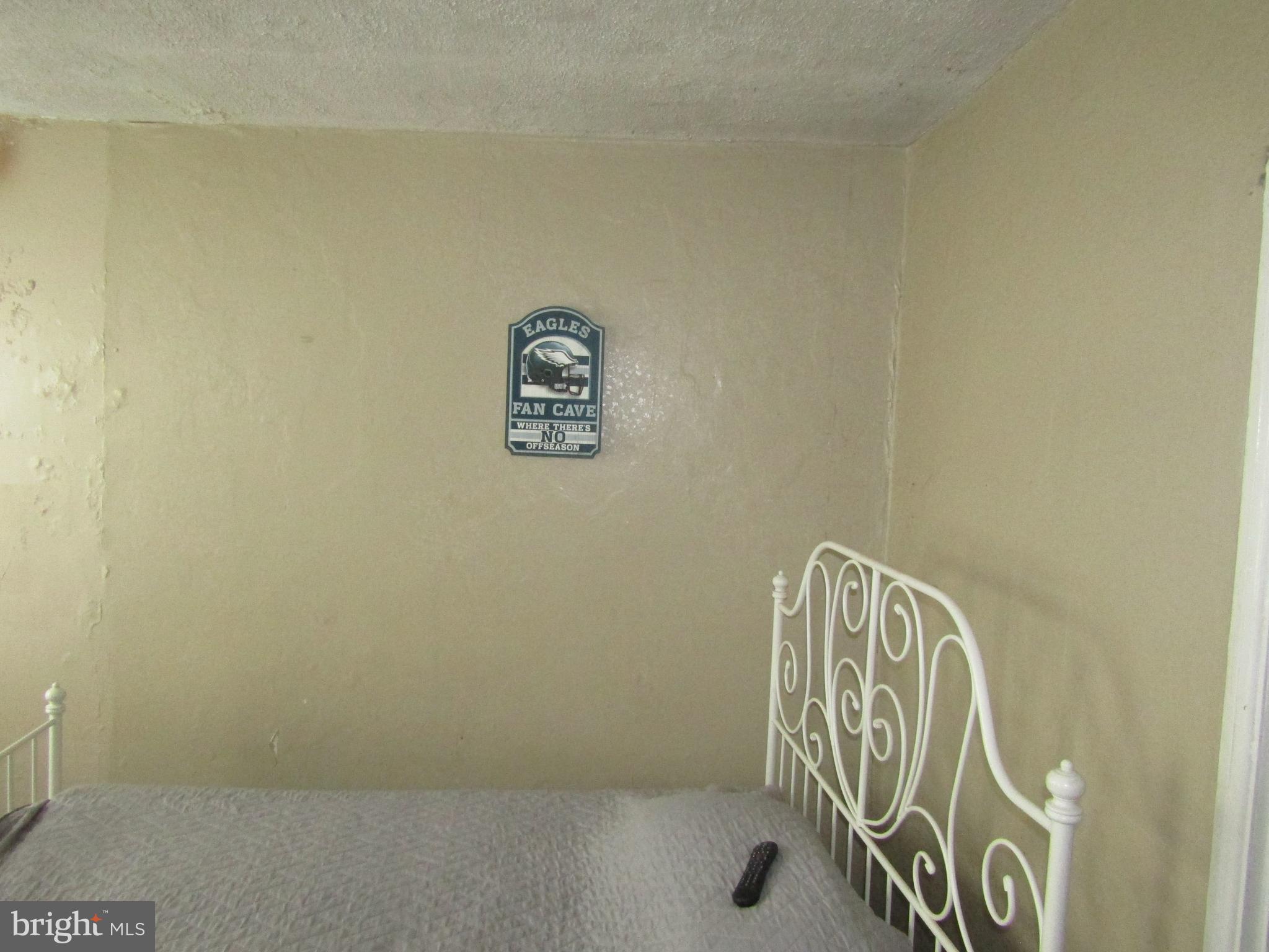 DICKINSON NARROWS - Residential