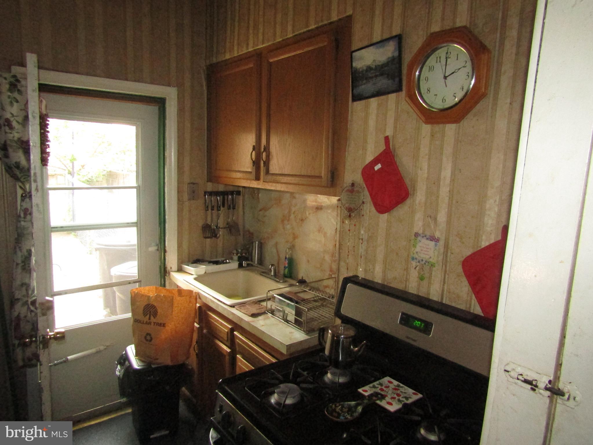 DICKINSON NARROWS - Residential