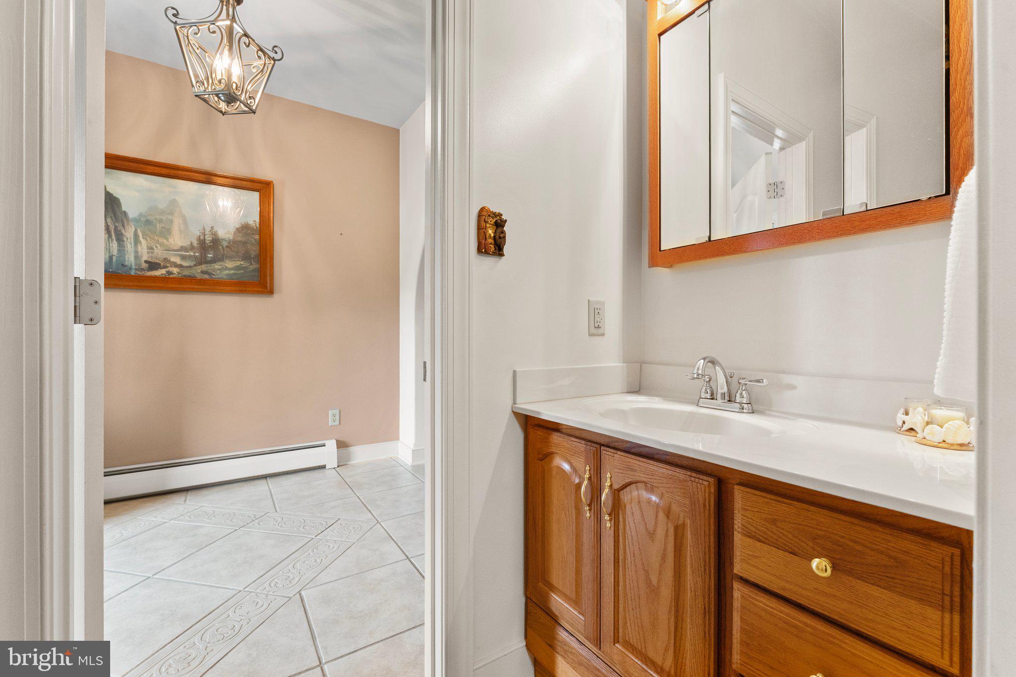 EDGEWATER - Residential