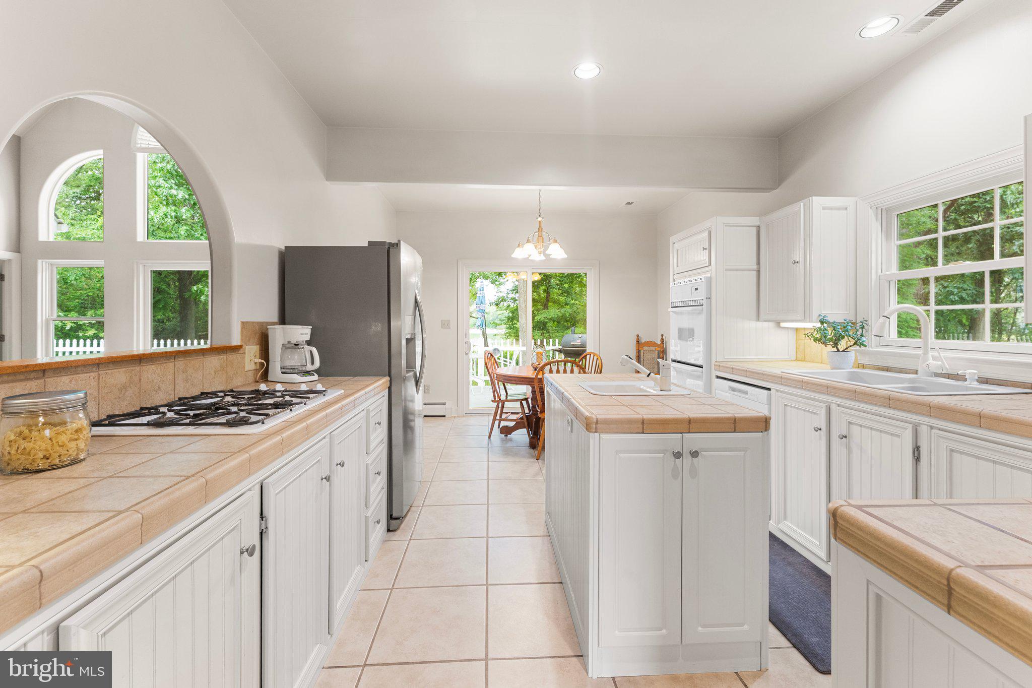 EDGEWATER - Residential