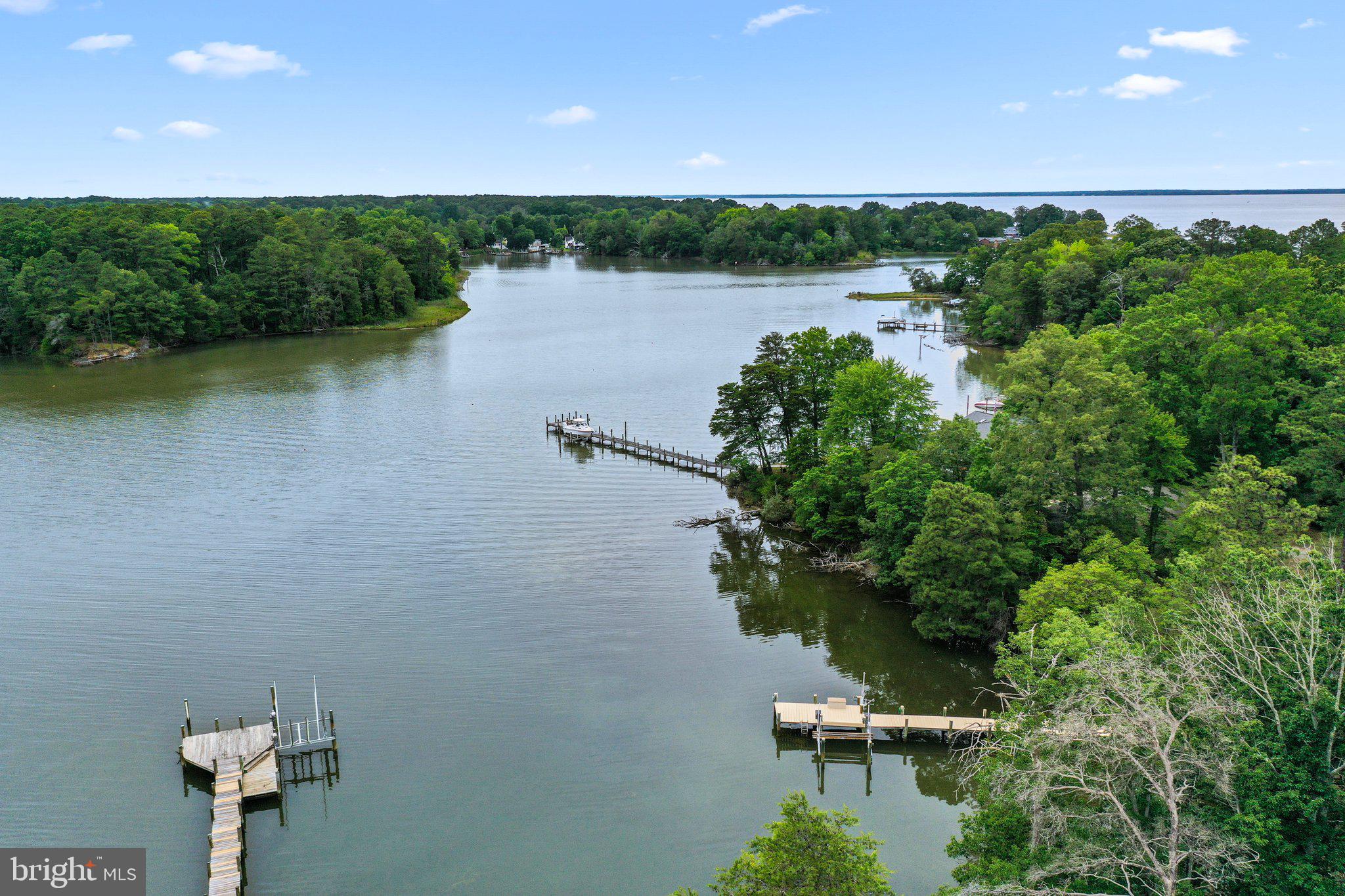 EDGEWATER - Residential