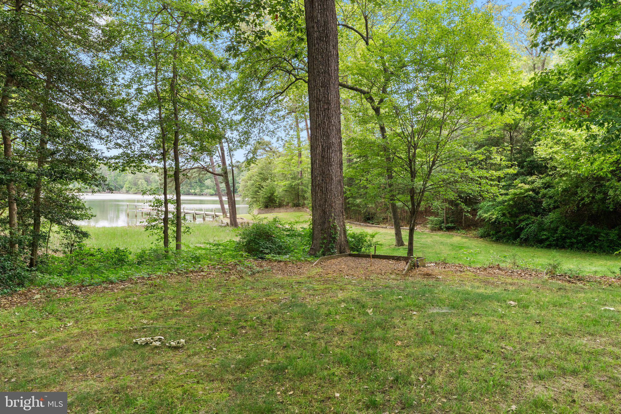 EDGEWATER - Residential