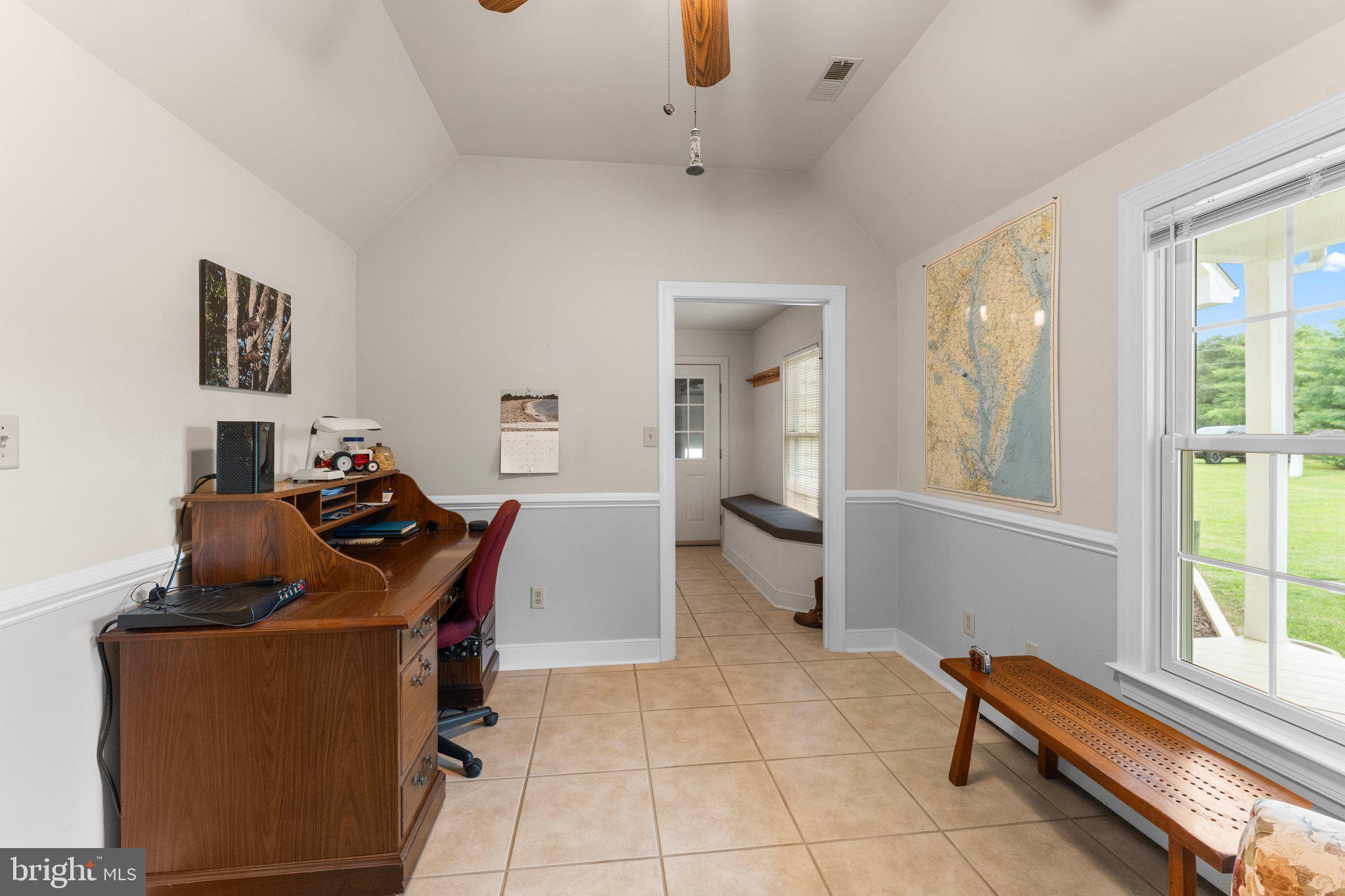 EDGEWATER - Residential