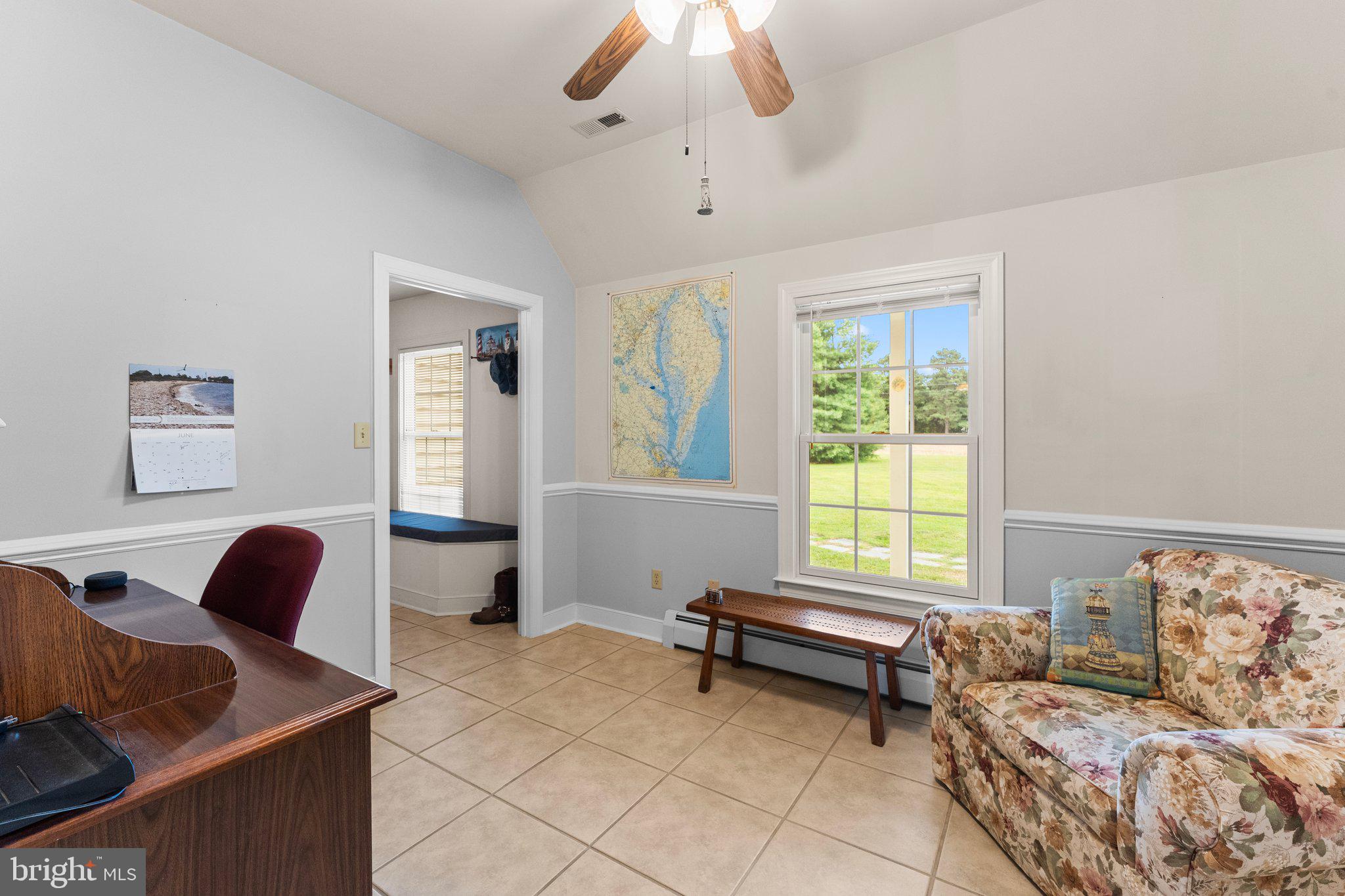 EDGEWATER - Residential