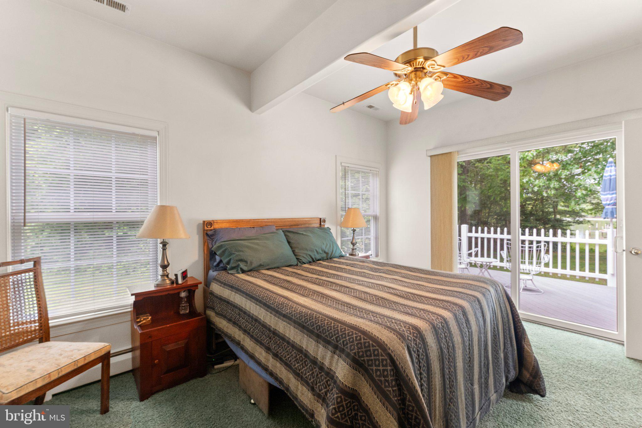 EDGEWATER - Residential