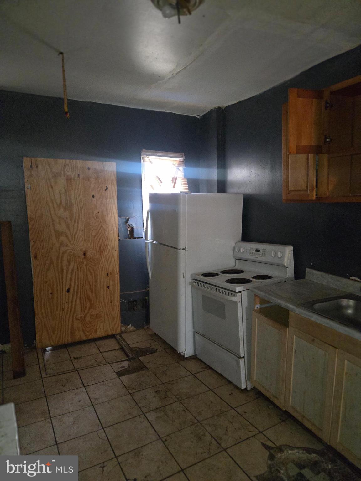 PHILADELPHIA (WEST) - Residential