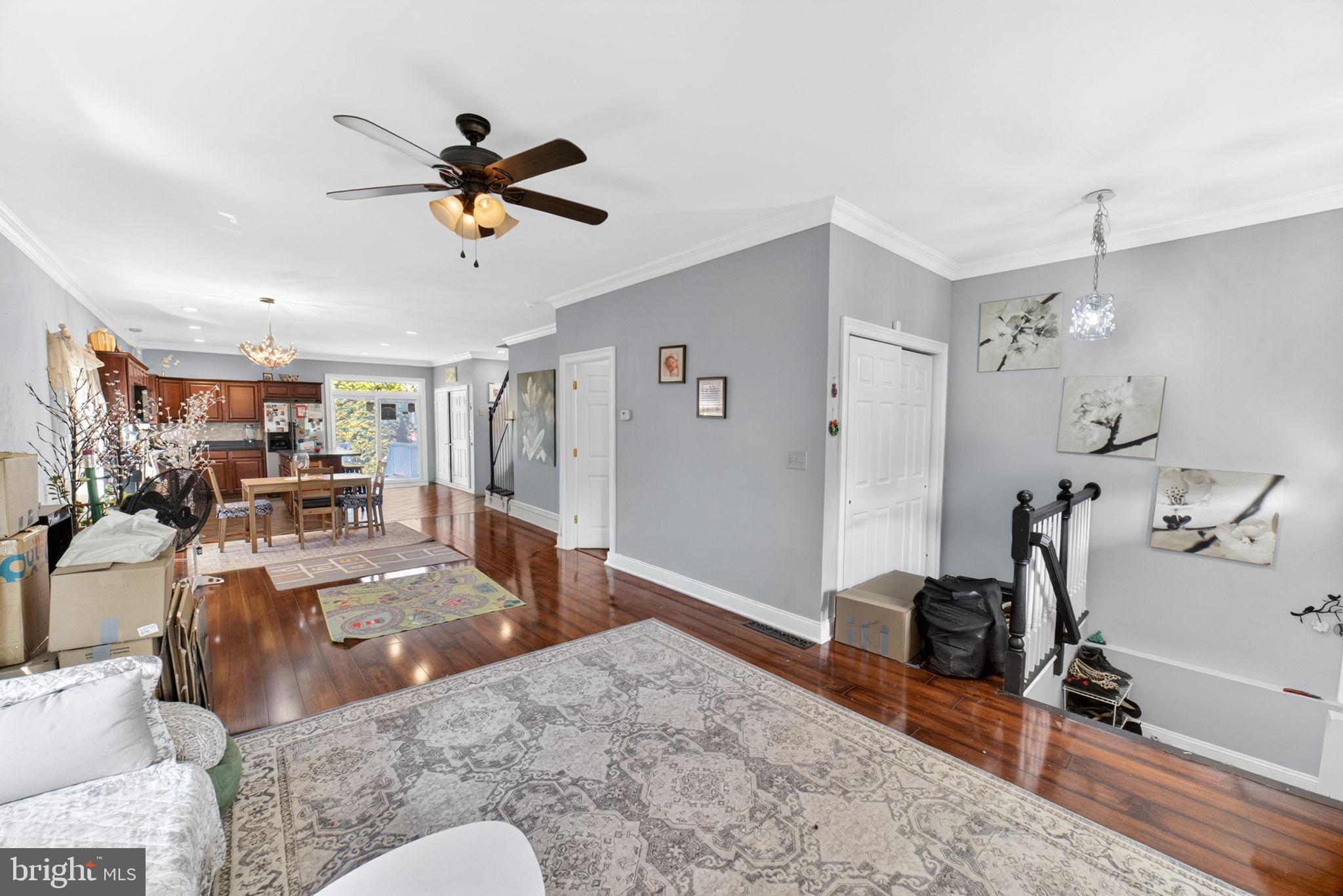 311 HUNT AVENUE
