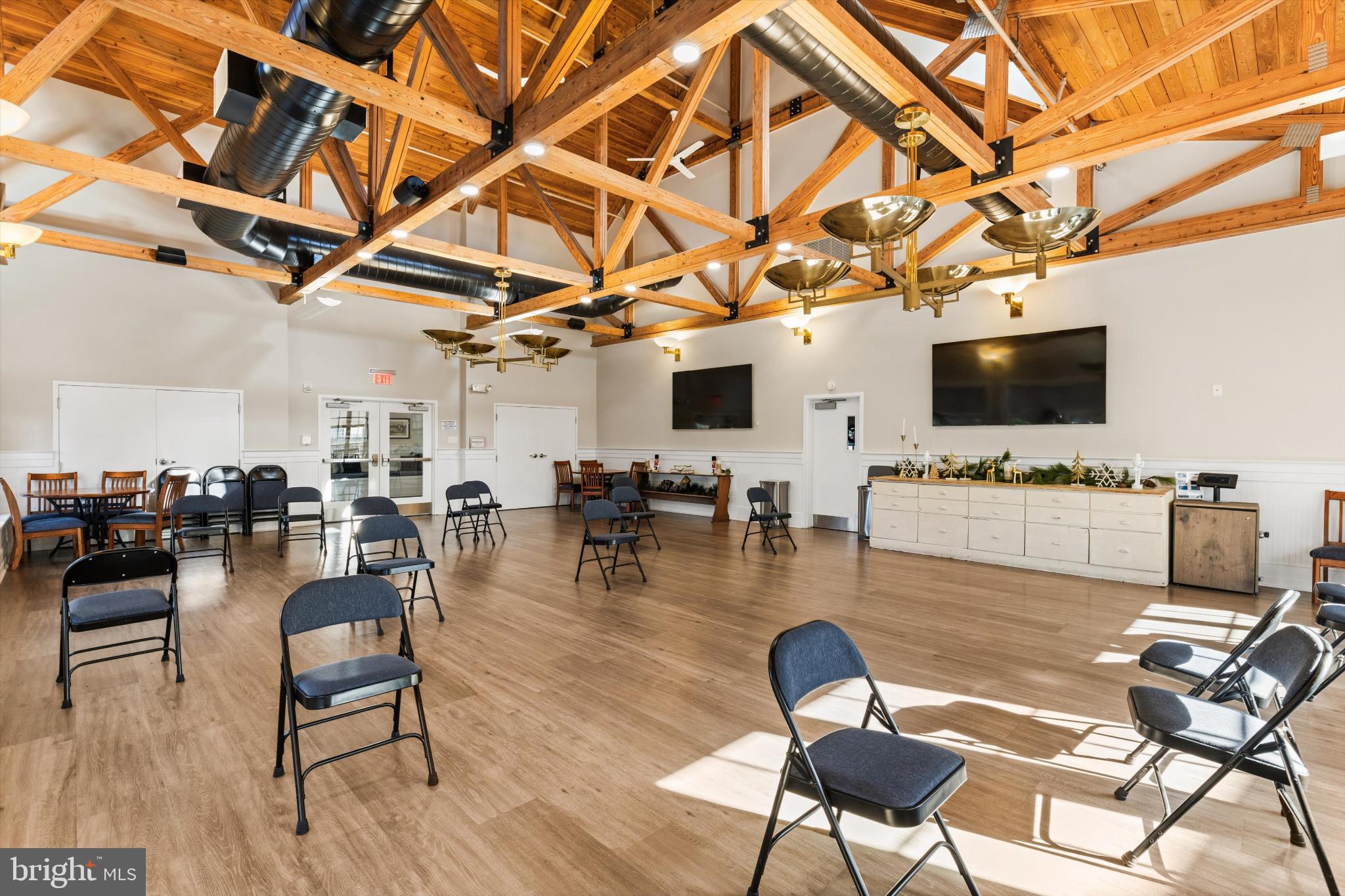 GLEN RIDDLE - Residential