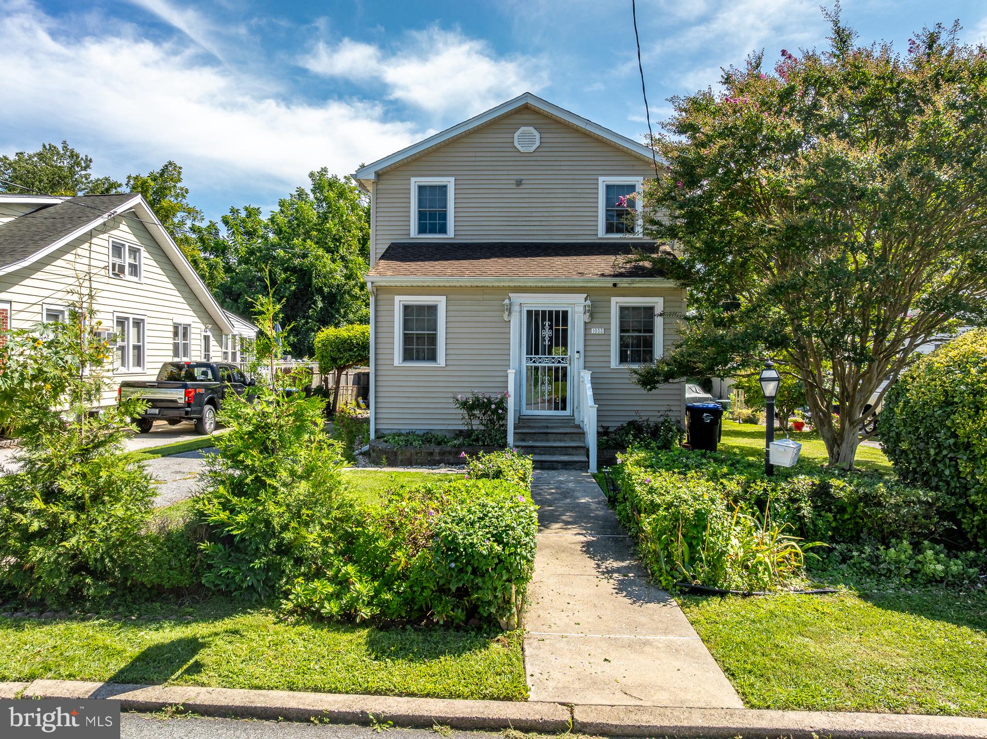 1033 GALBREATH AVENUE