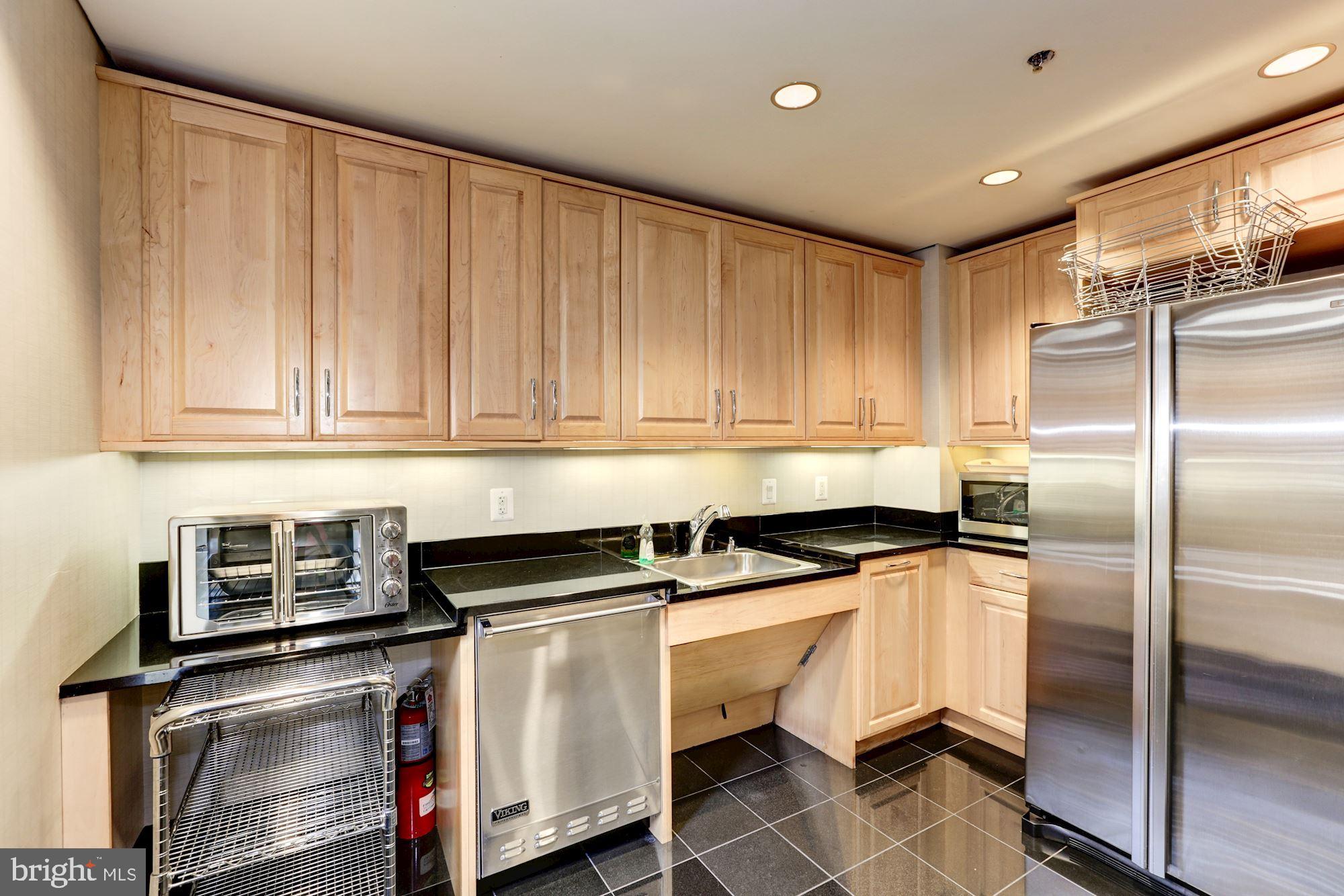 LIONSGATE - Residential