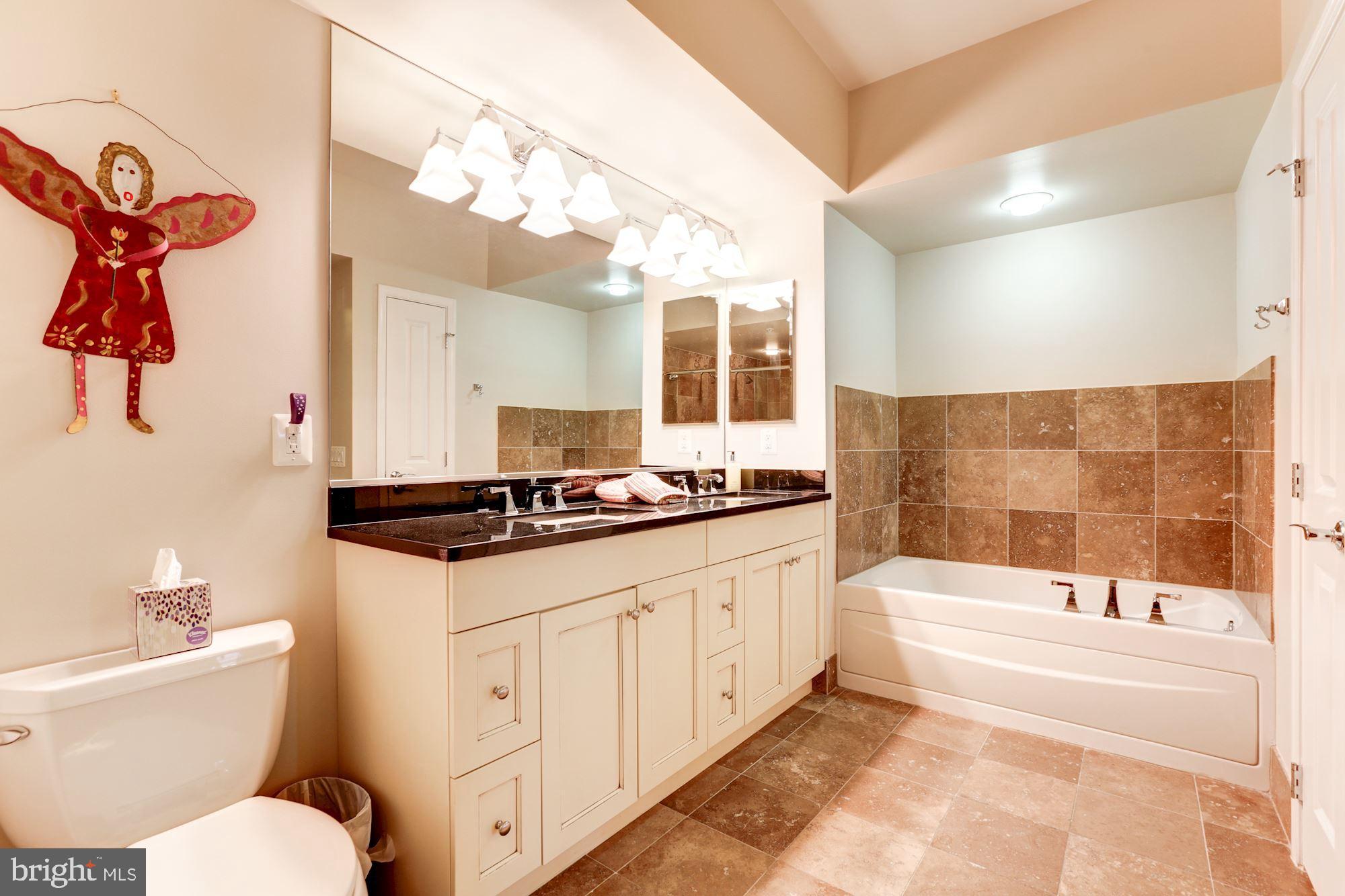 LIONSGATE - Residential